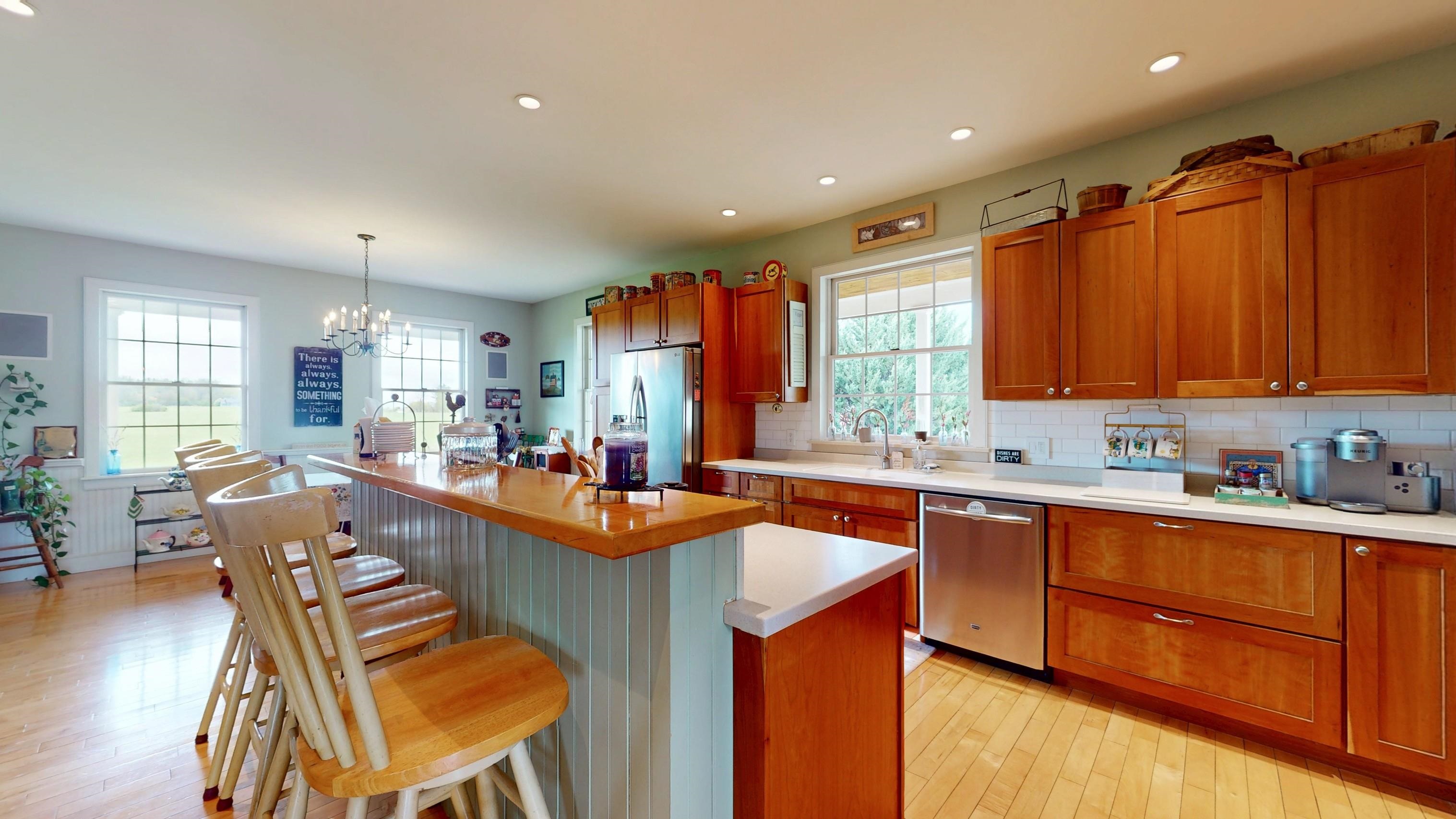 1276 Swinton Road Property Photo 14