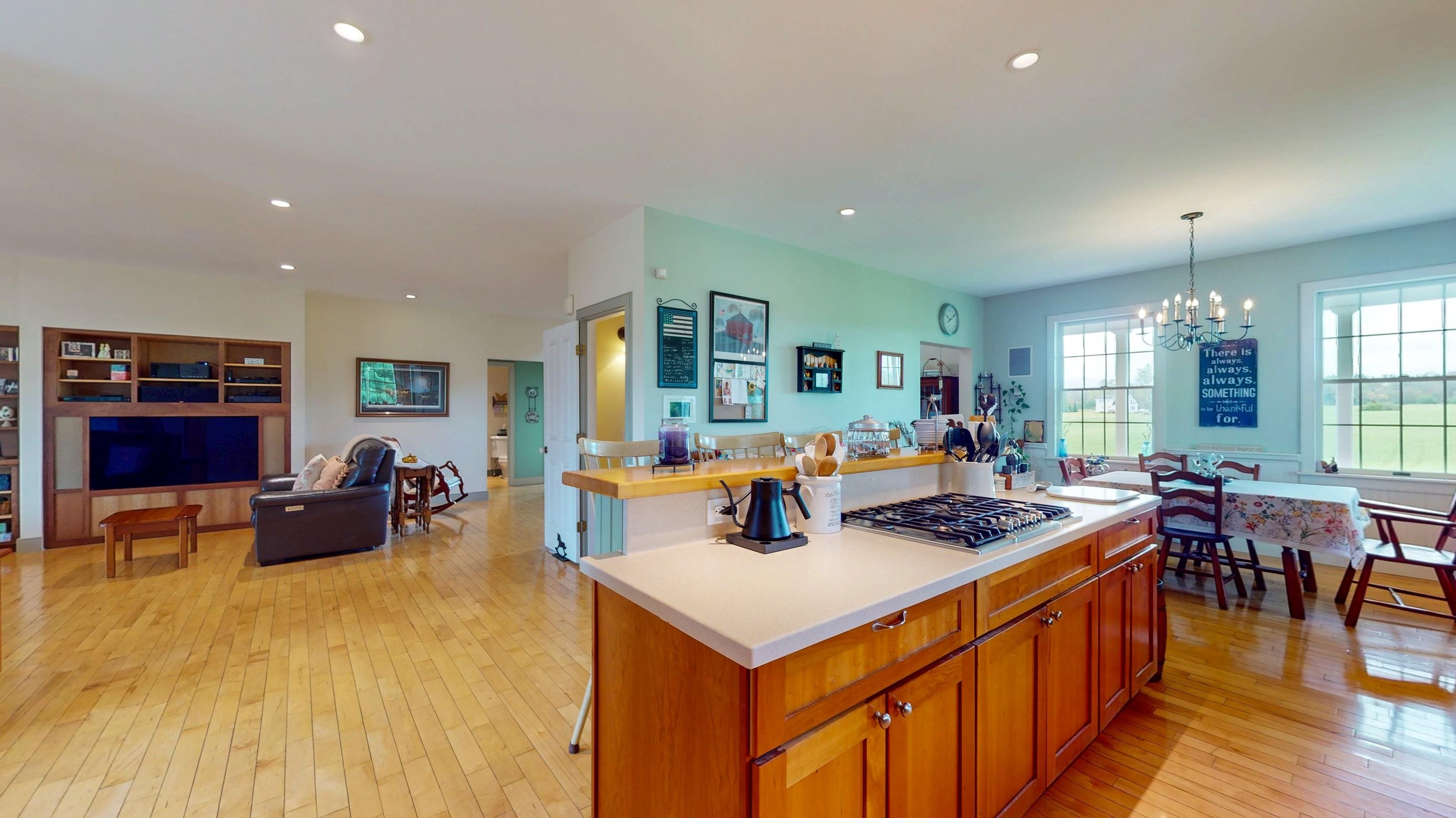 1276 Swinton Road Property Photo 15