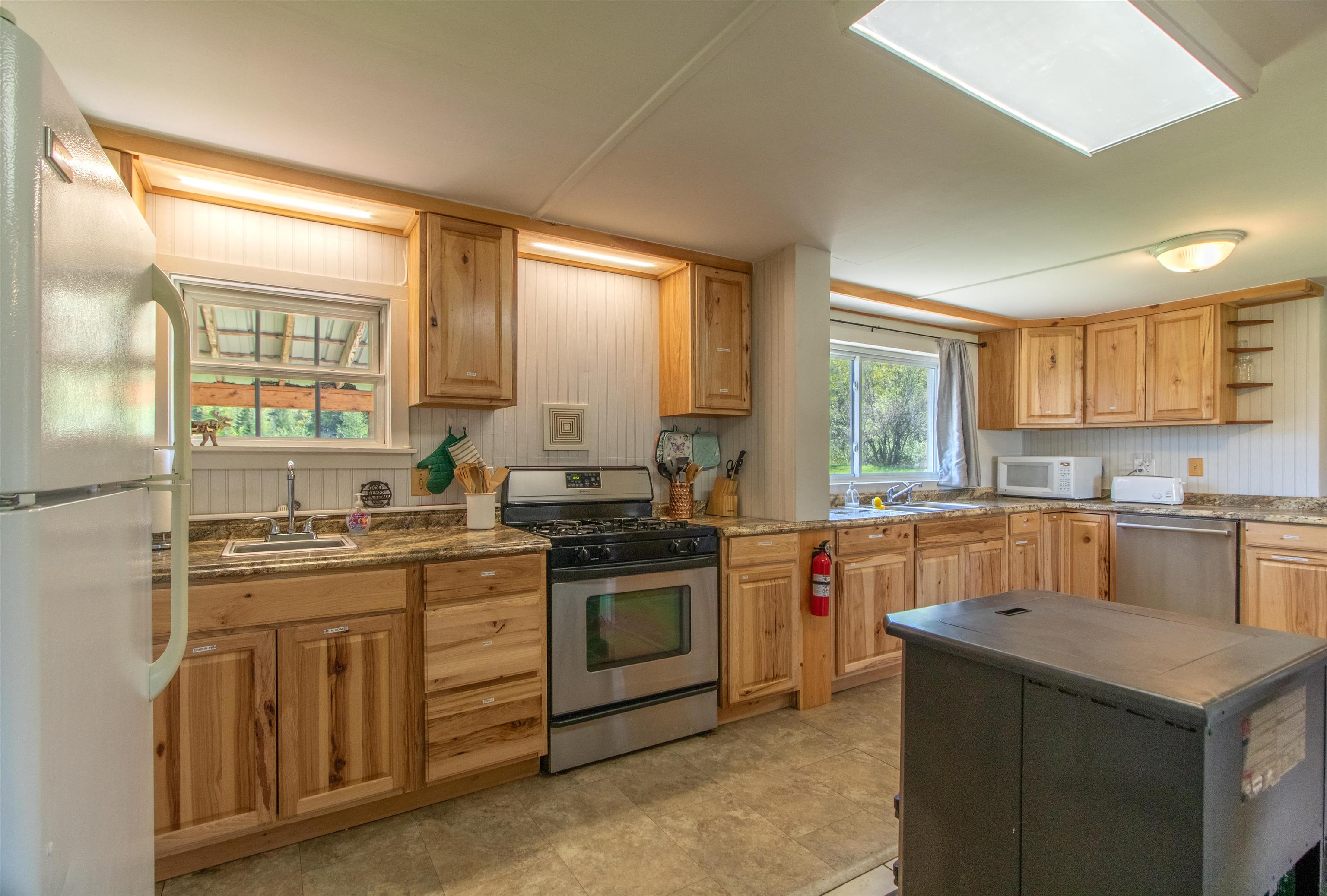 59 Cedar Wood Drive Property Photo 9