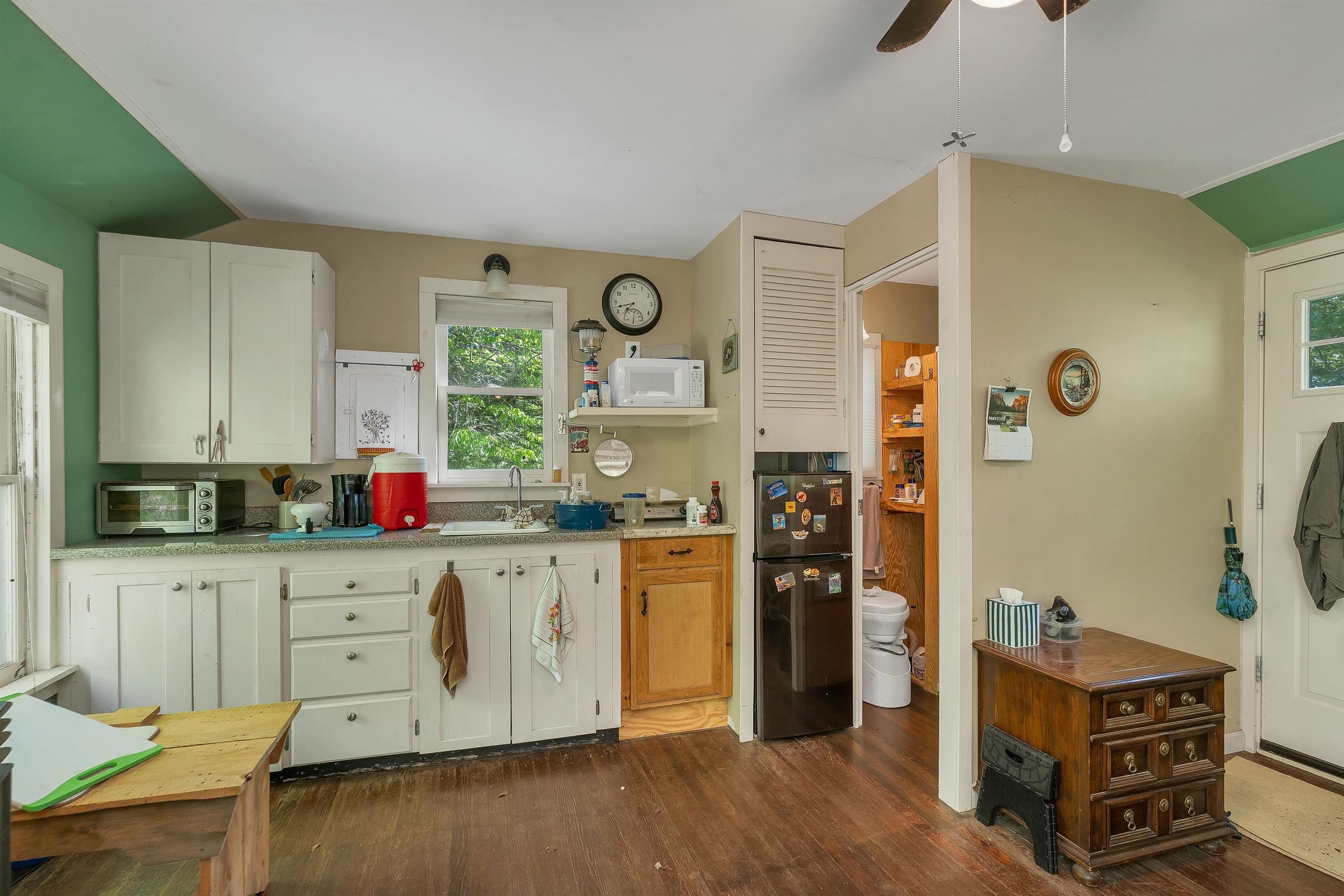 218 New Road Property Photo 19