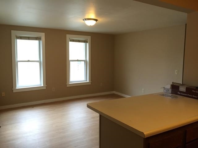 321 South Main Street Property Photo 15