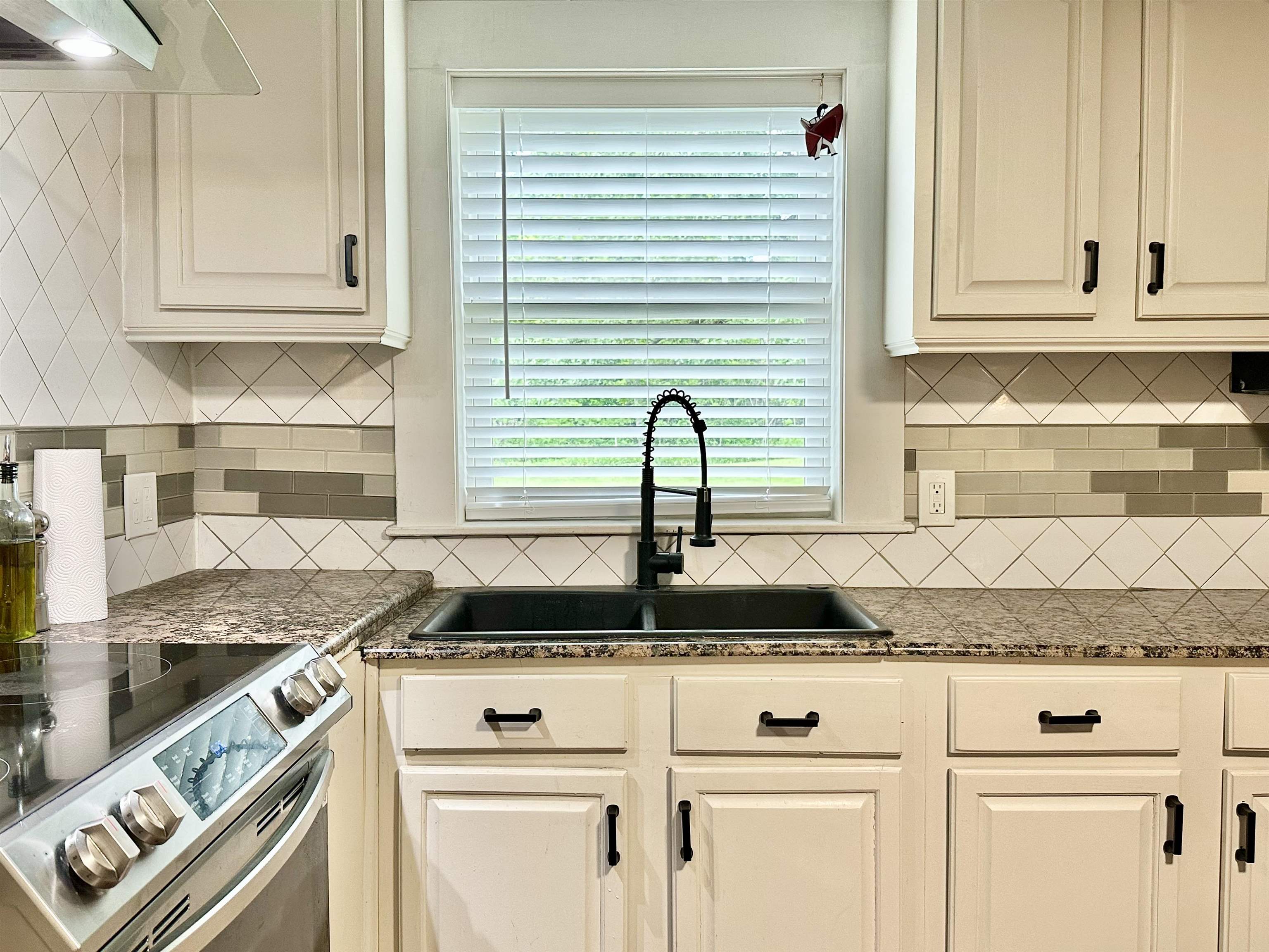 130 Village Road Property Photo 10
