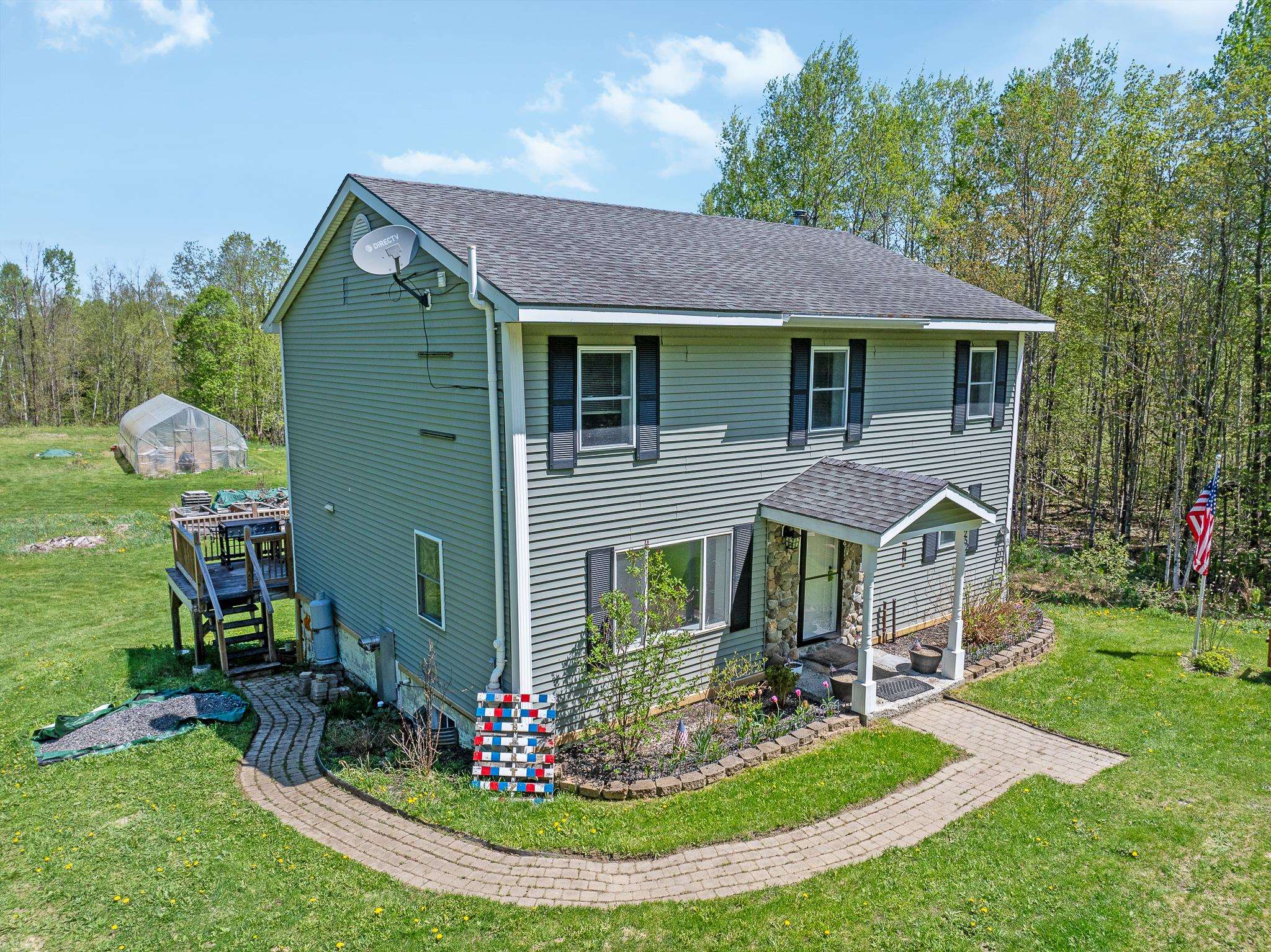 252 Moose Mountain Drive Property Photo 4
