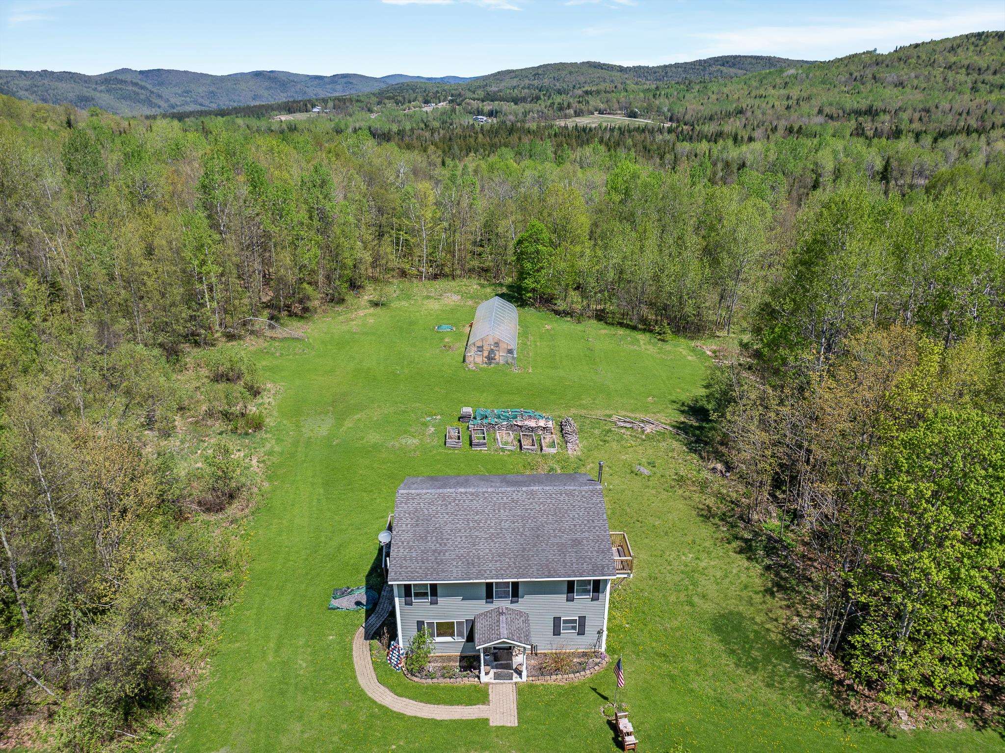 252 Moose Mountain Drive Property Photo 22