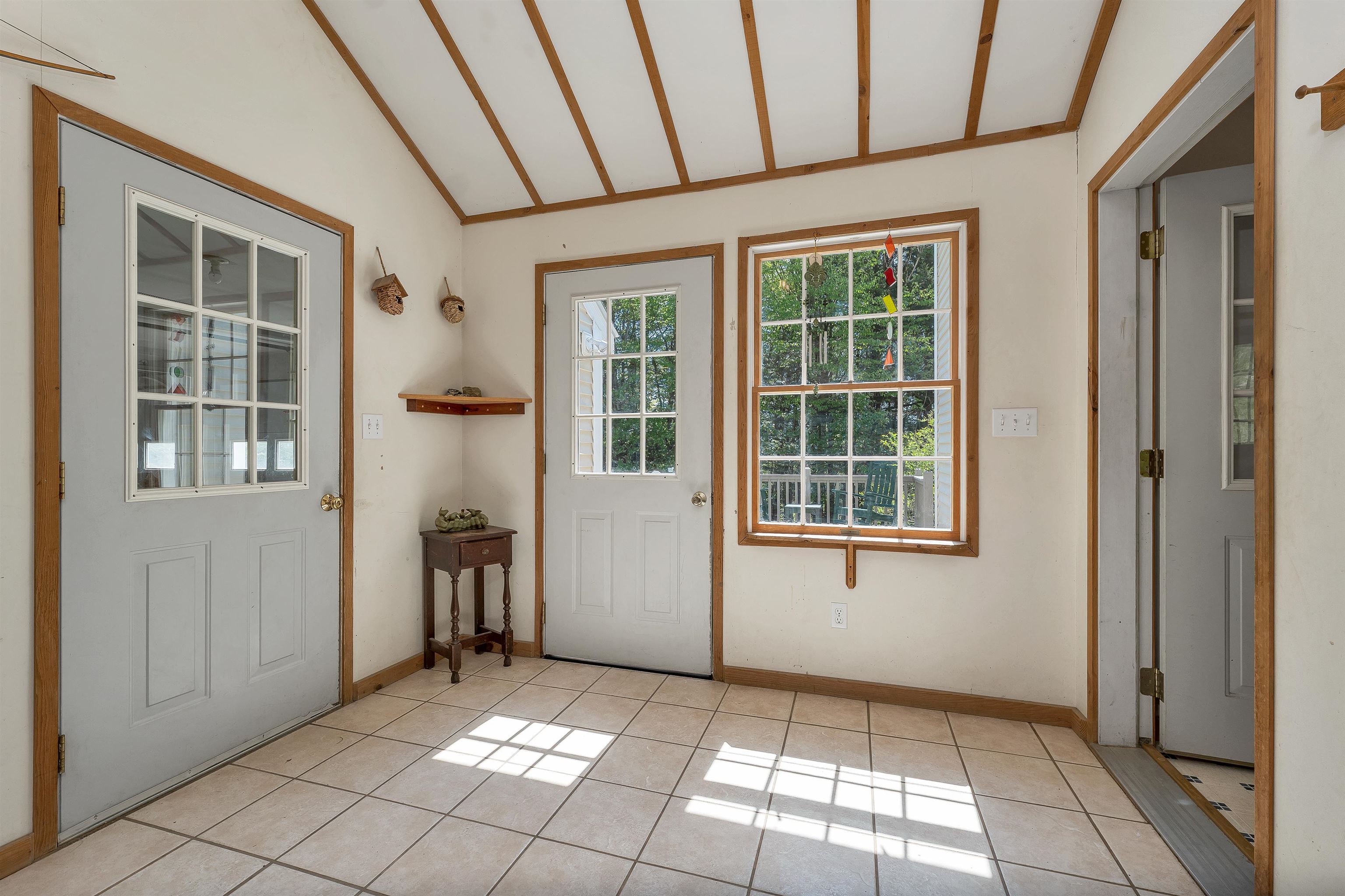 1350 Barker Road Property Photo 11