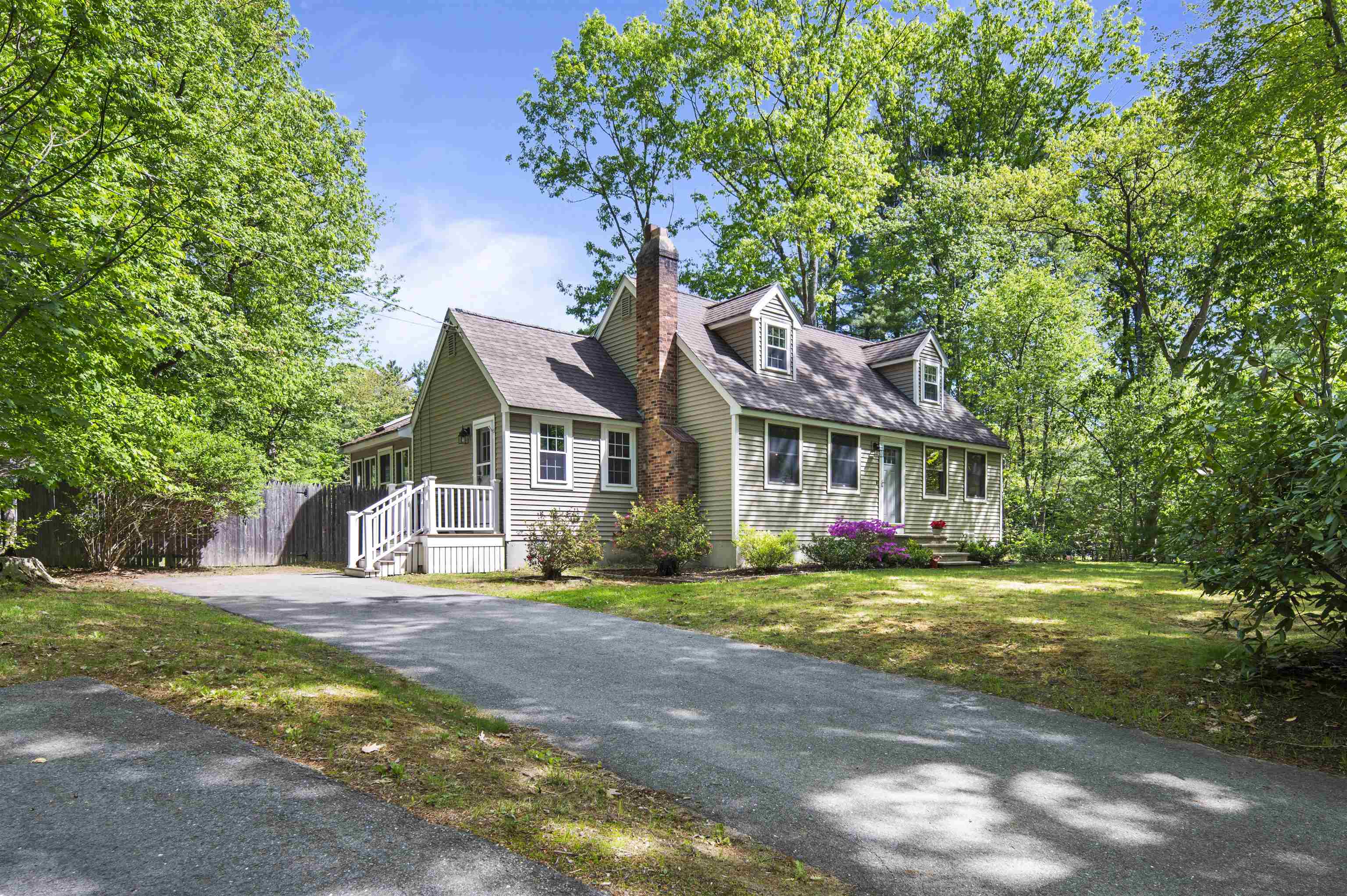6 Patricia Avenue Property Photo 1