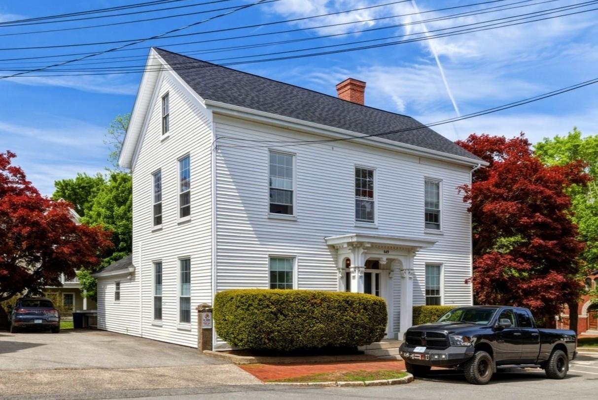 649 State Street Property Photo 1