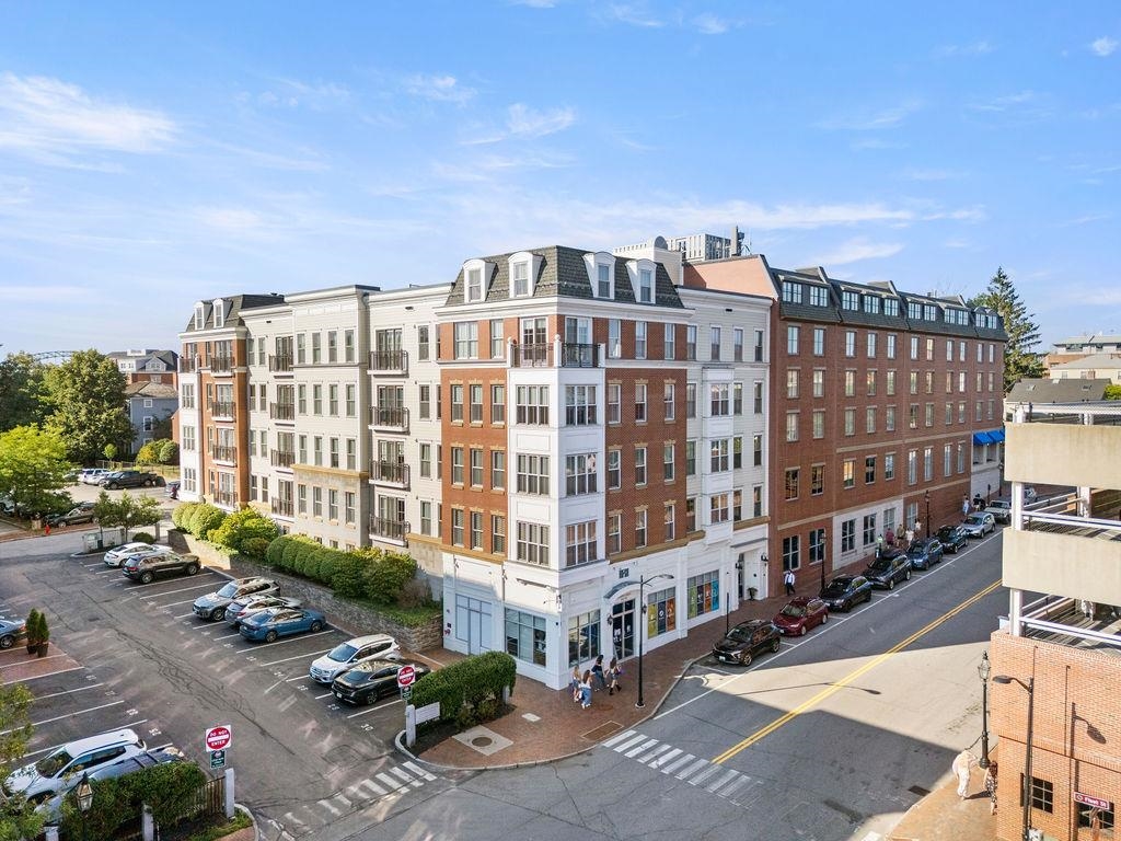 77 Hanover Street Property Photo 1