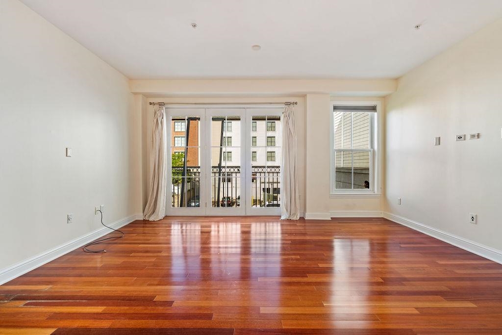 77 Hanover Street Property Photo 5