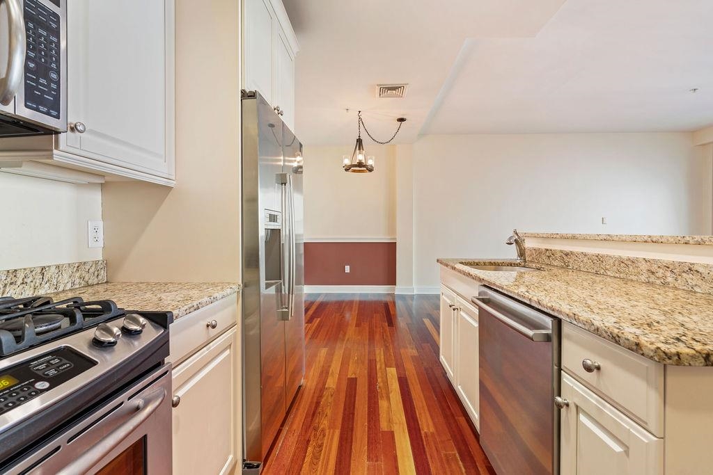 77 Hanover Street Property Photo 7