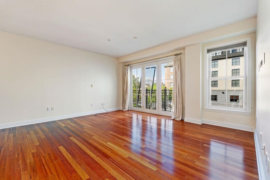 77 Hanover Street Property Photo 9