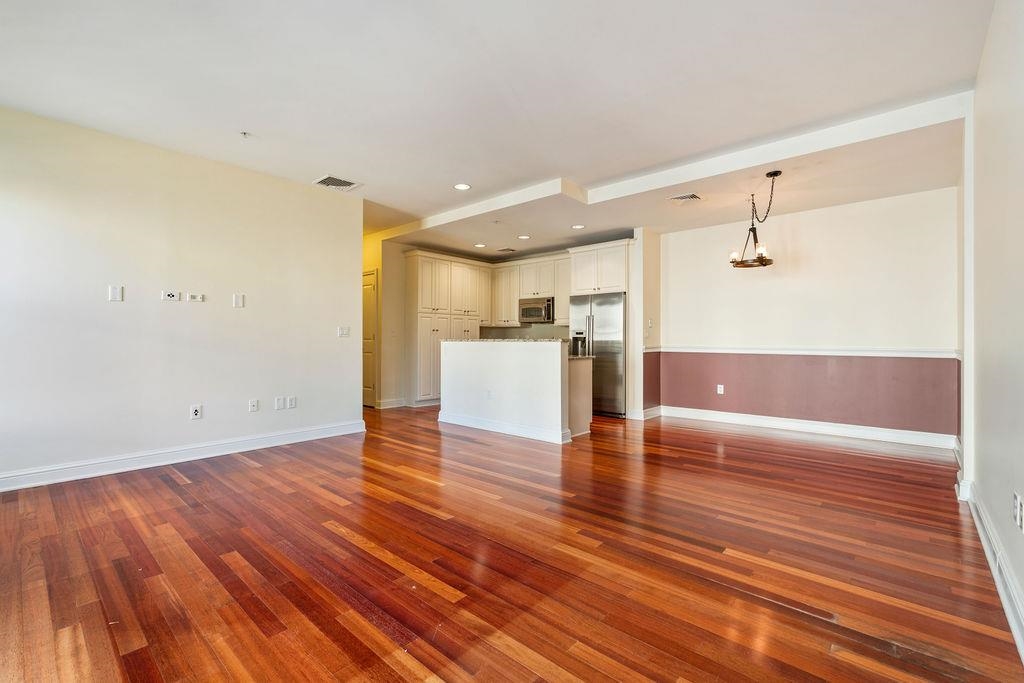 77 Hanover Street Property Photo 11