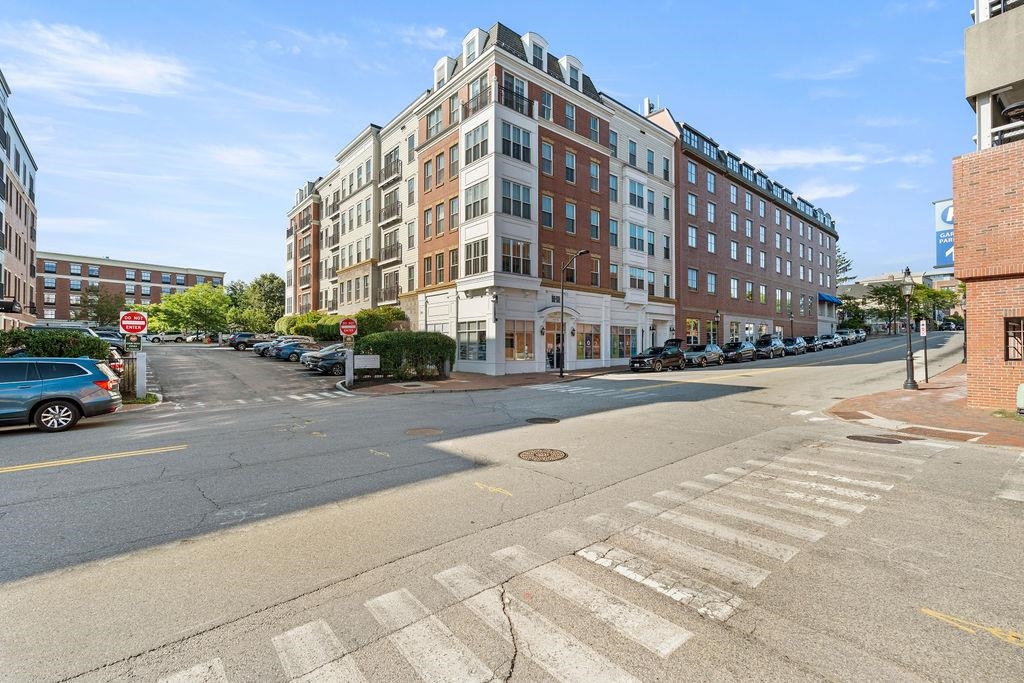 77 Hanover Street Property Photo 24