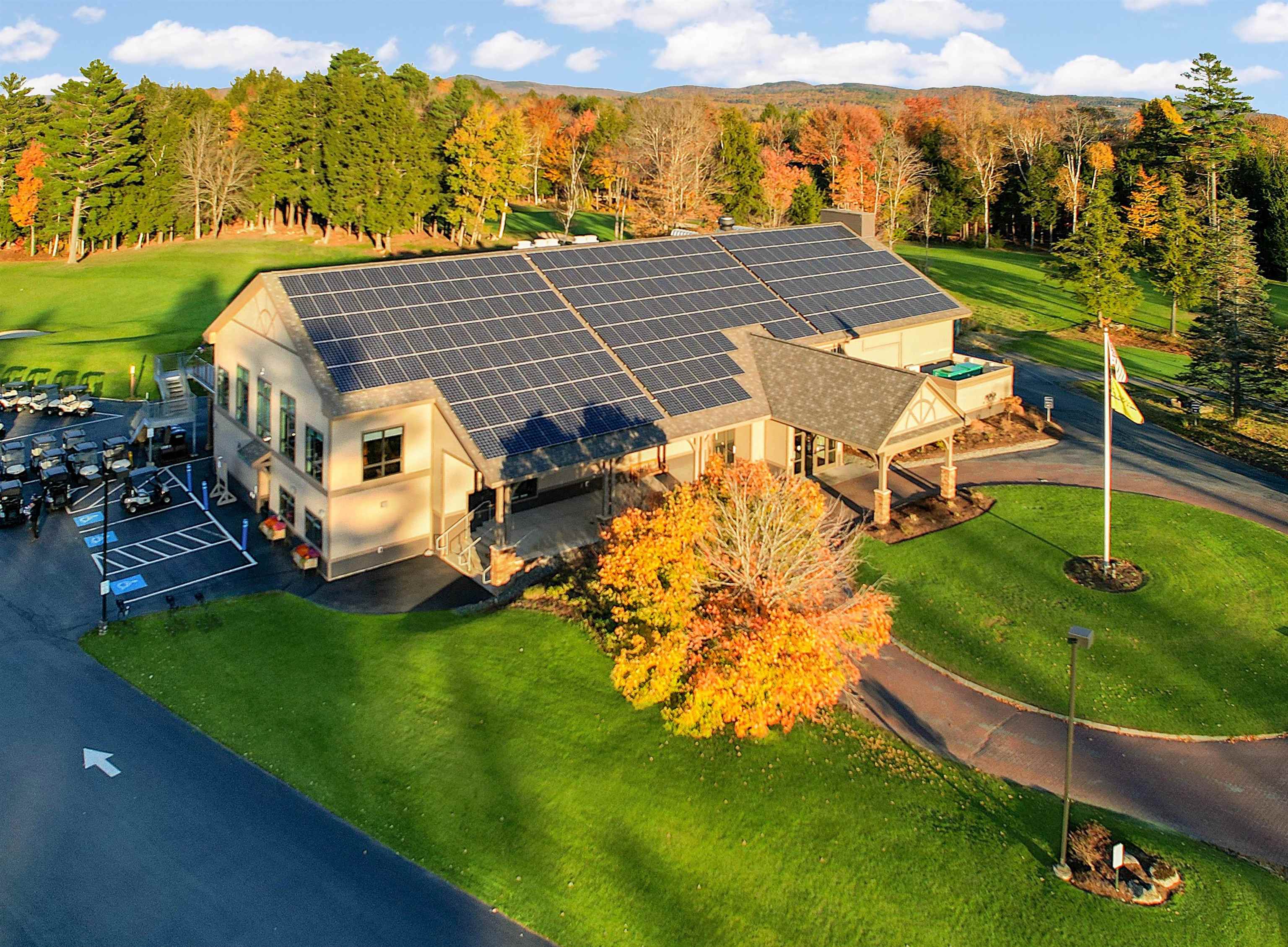 7 Double Diamond Drive Property Photo 13