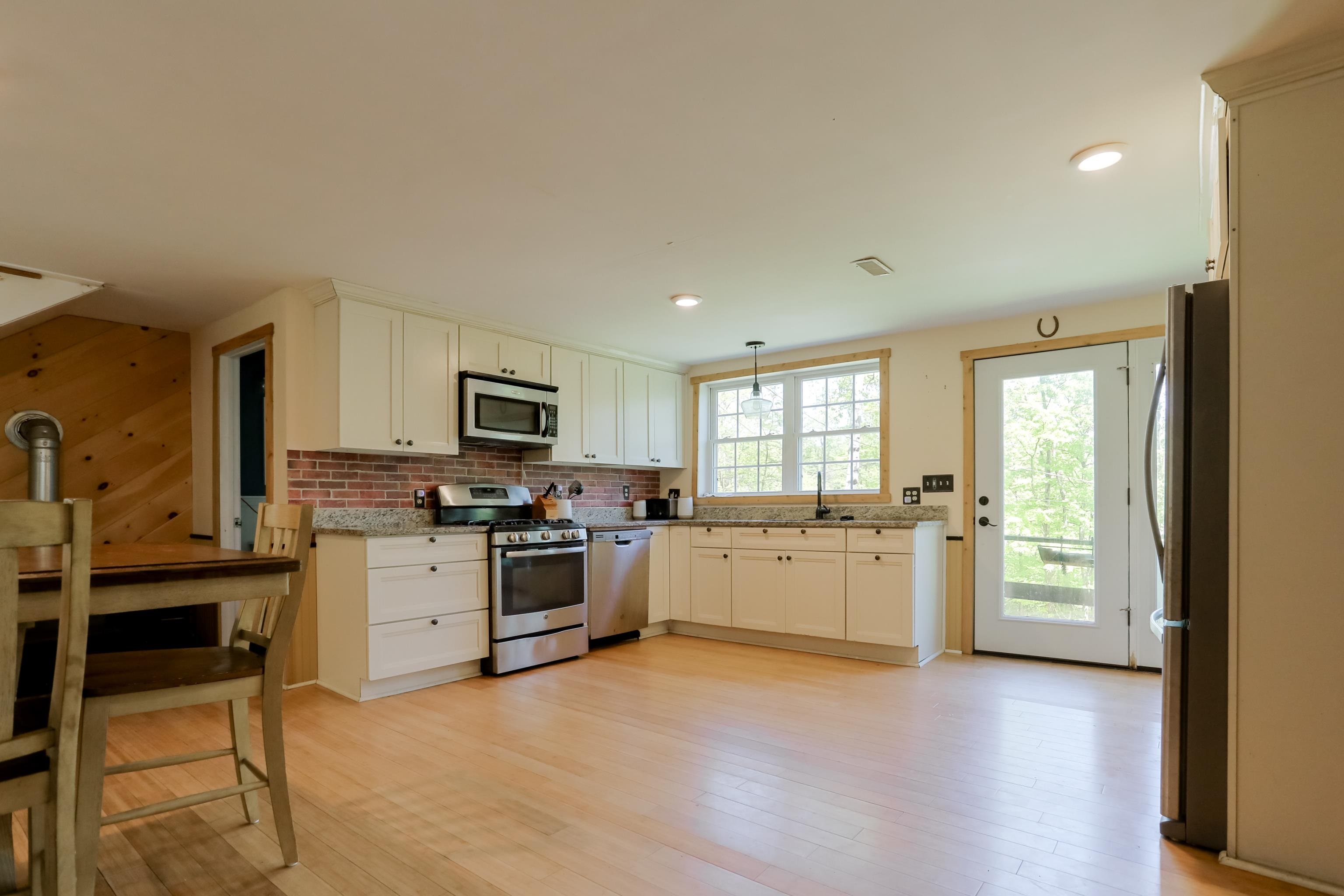 150 Turtle Rock Road Property Photo 6