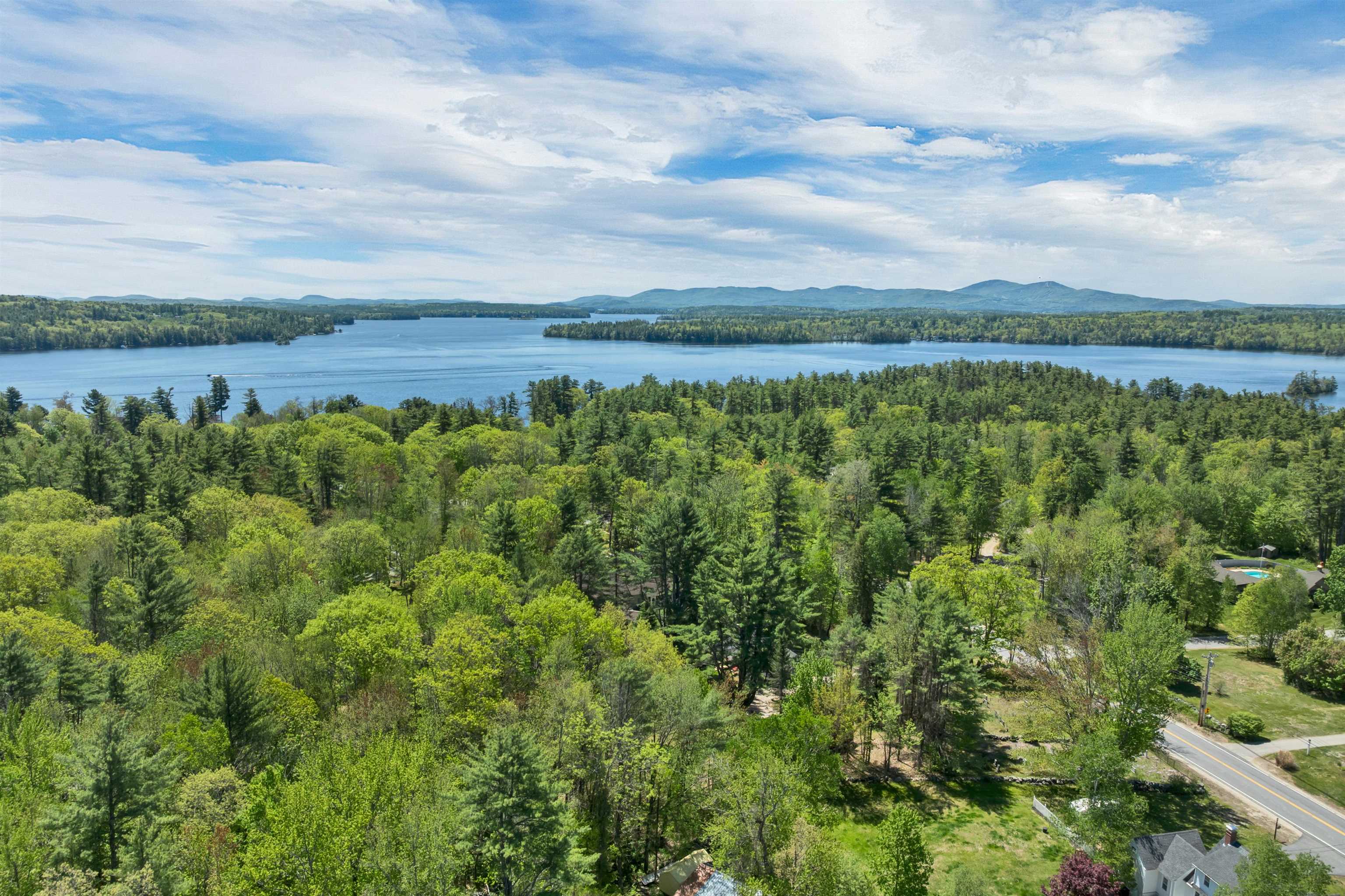 521 Governor Wentworth Highway Property Photo 2