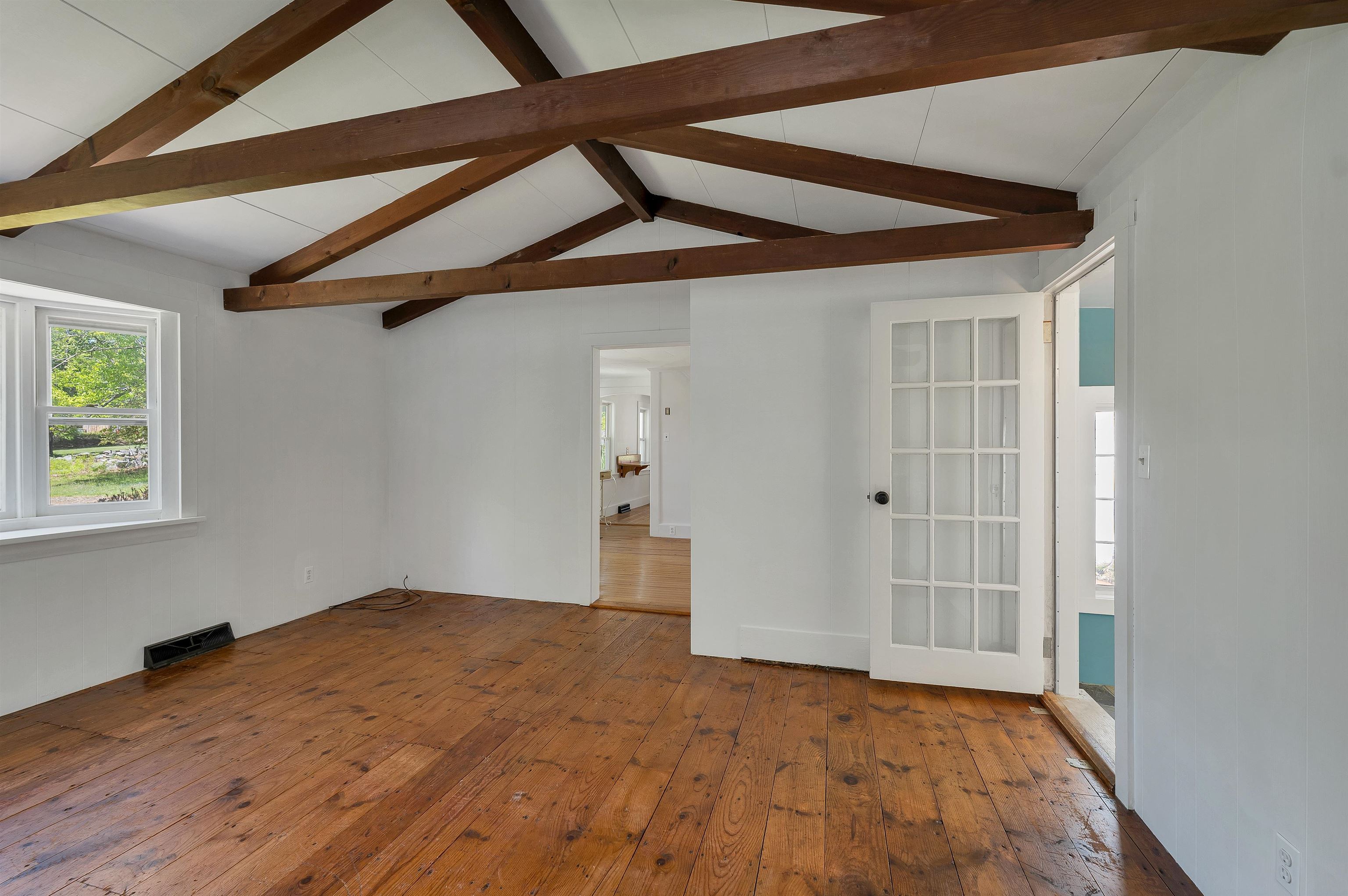 521 Governor Wentworth Highway Property Photo 7