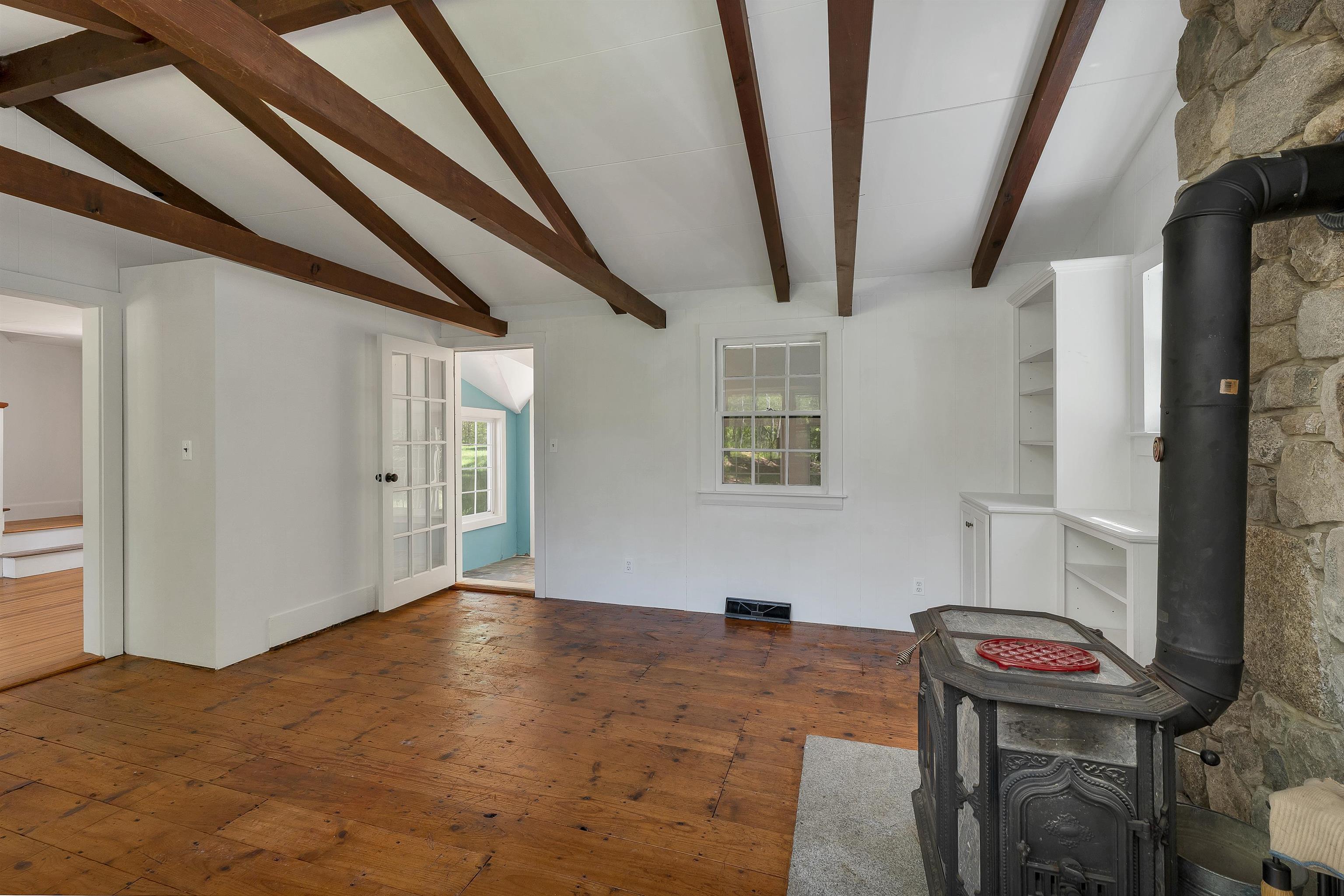 521 Governor Wentworth Highway Property Photo 8