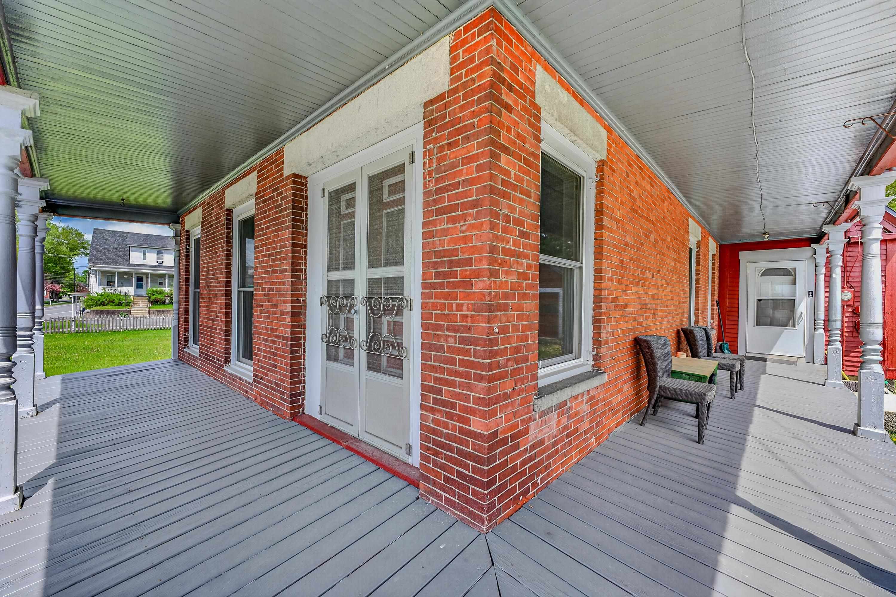 2710 Dartmouth College Highway Property Photo 3