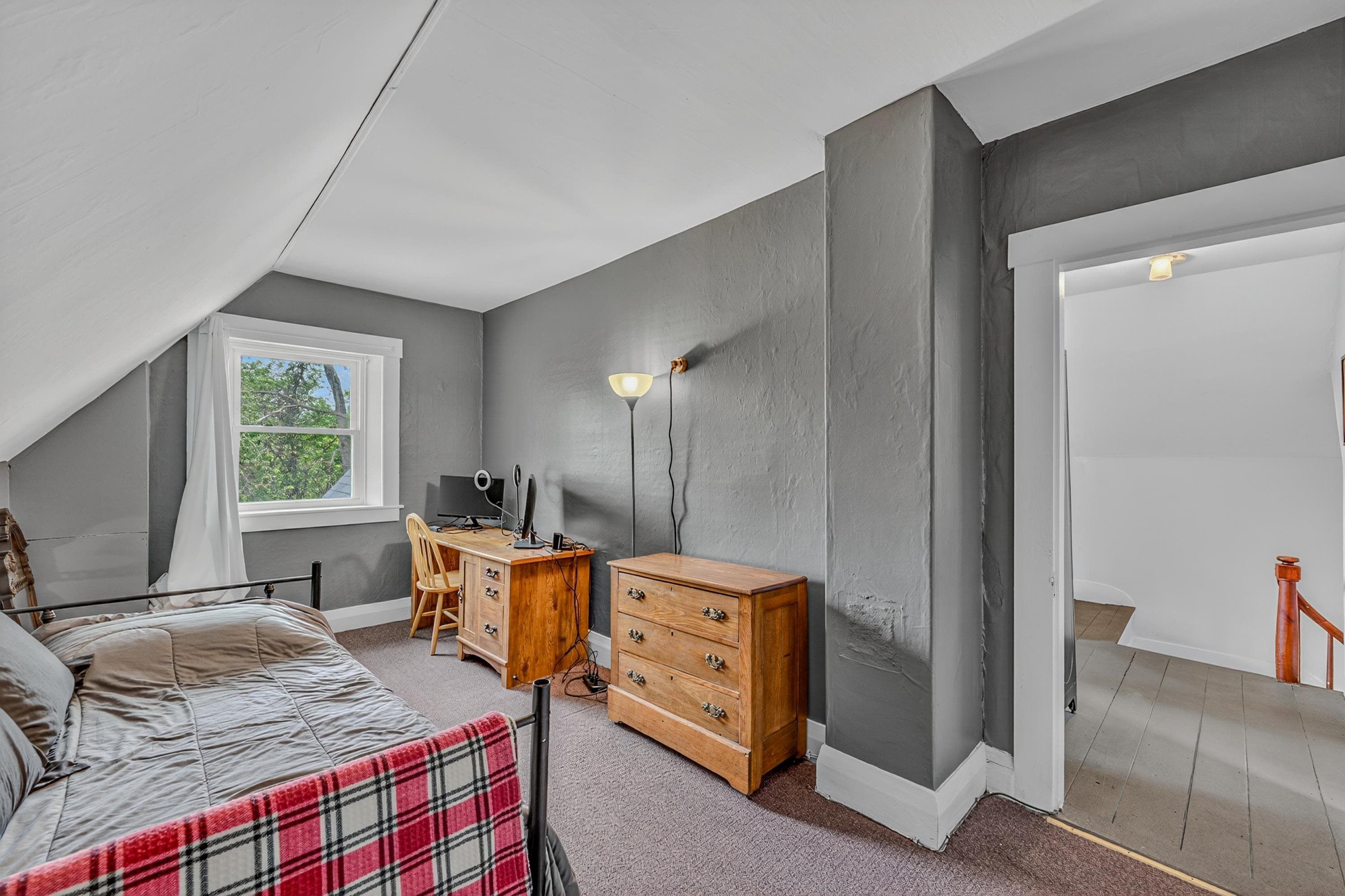 2710 Dartmouth College Highway Property Photo 21