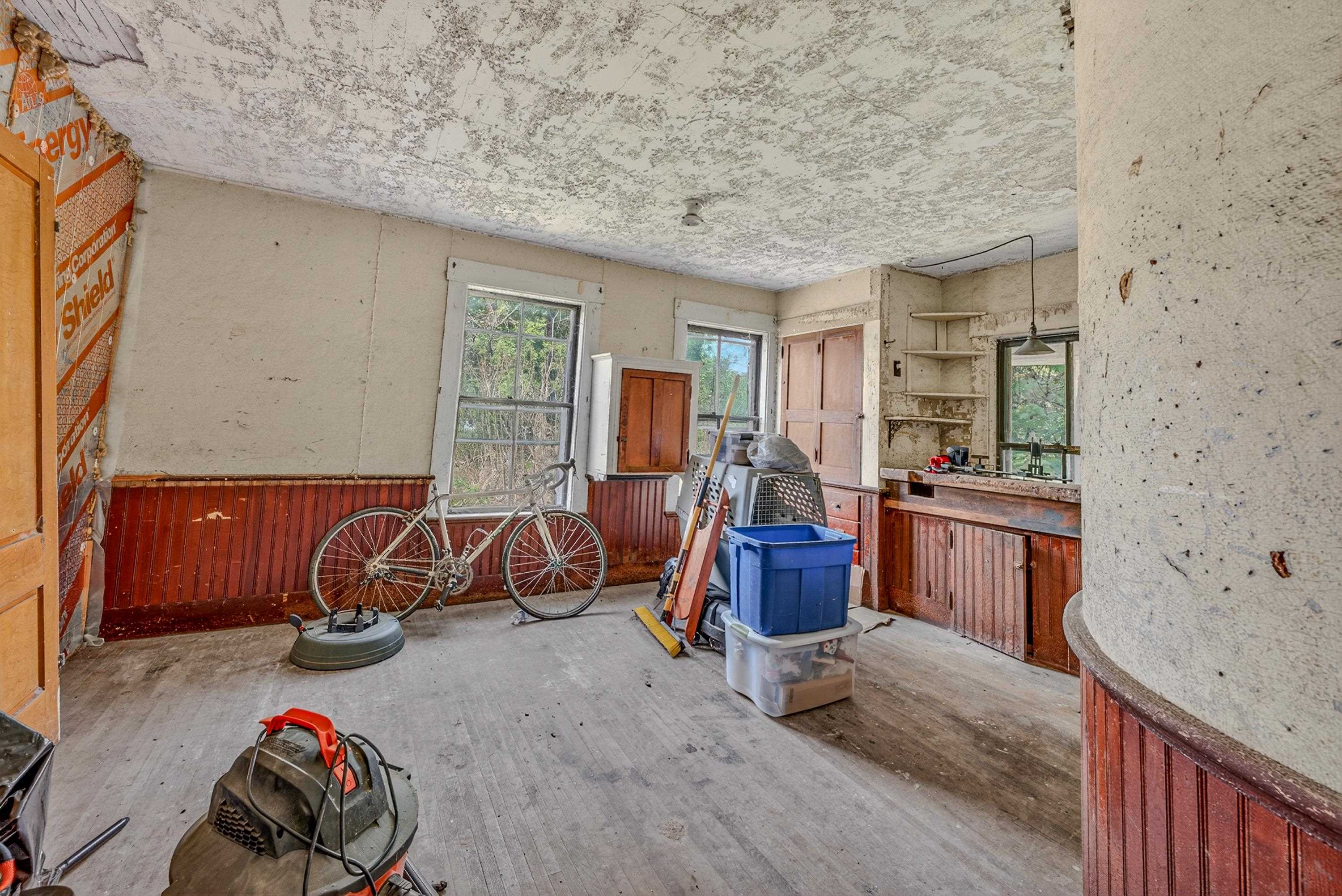2710 Dartmouth College Highway Property Photo 30