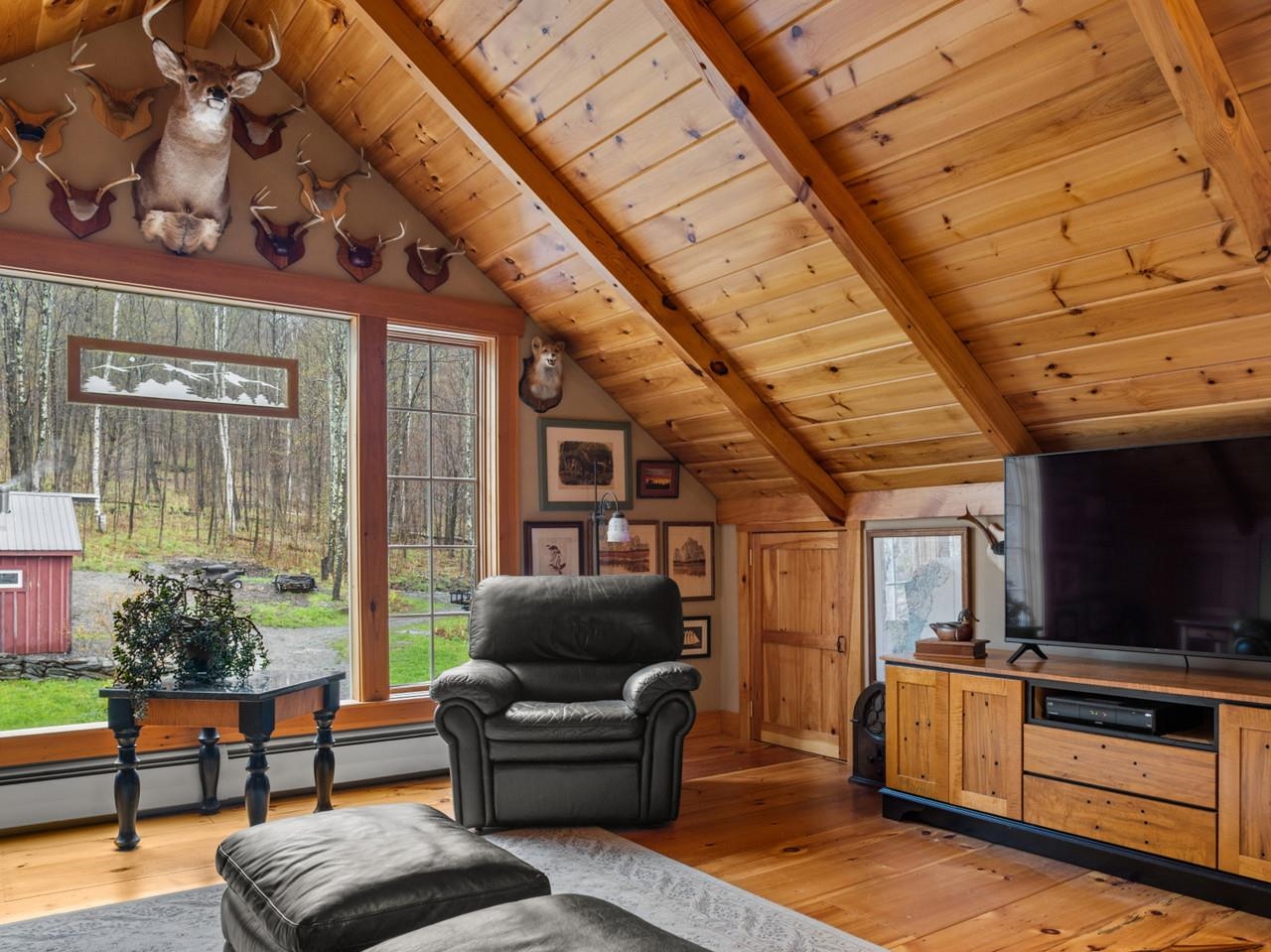 10 Hedgehog Hill Property Photo 44