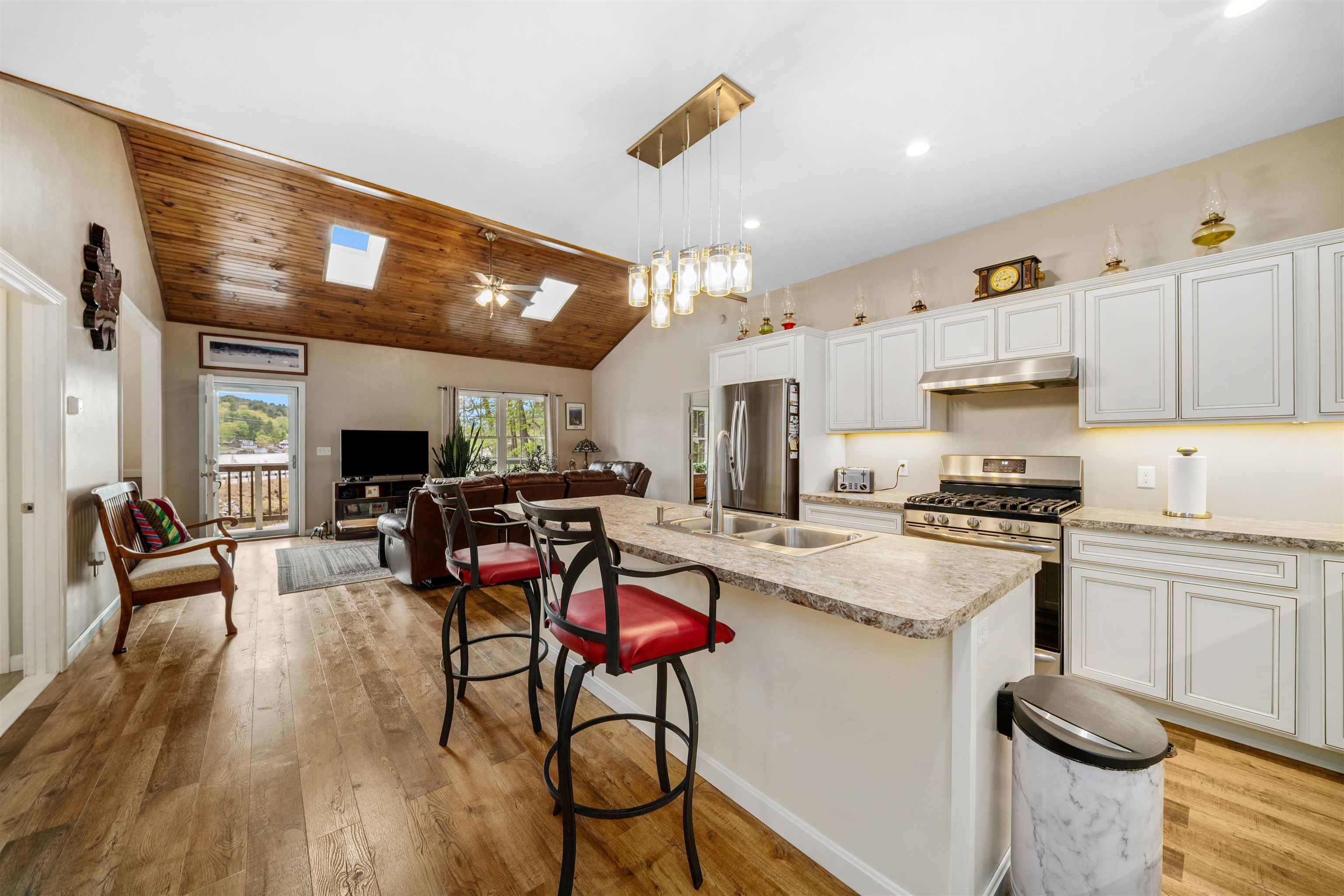 117 Mount Major Highway Property Photo 3