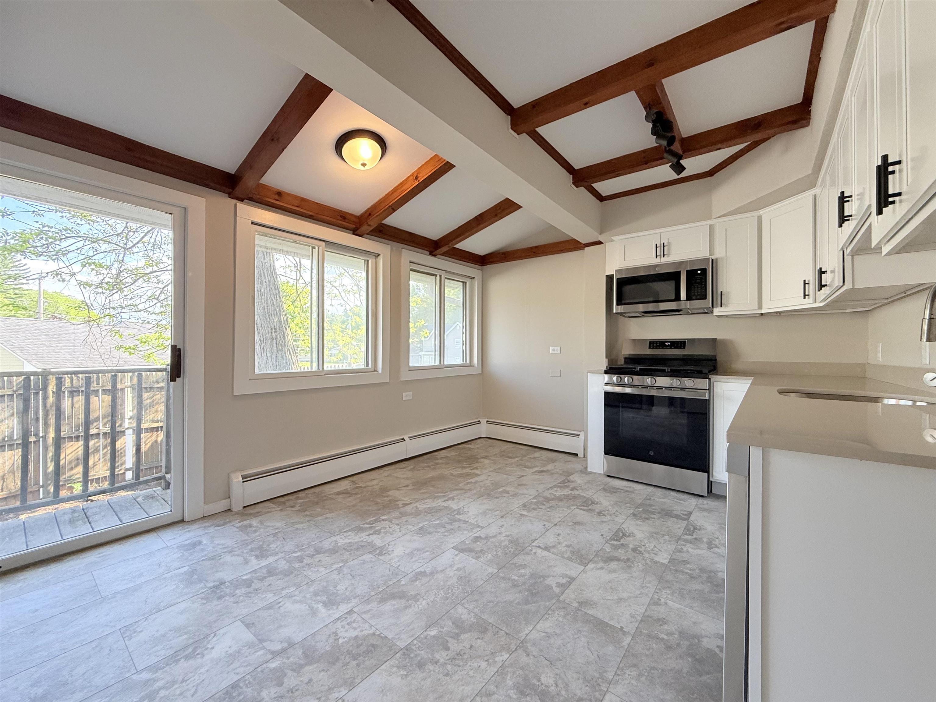 426 Milford Street Property Photo 6