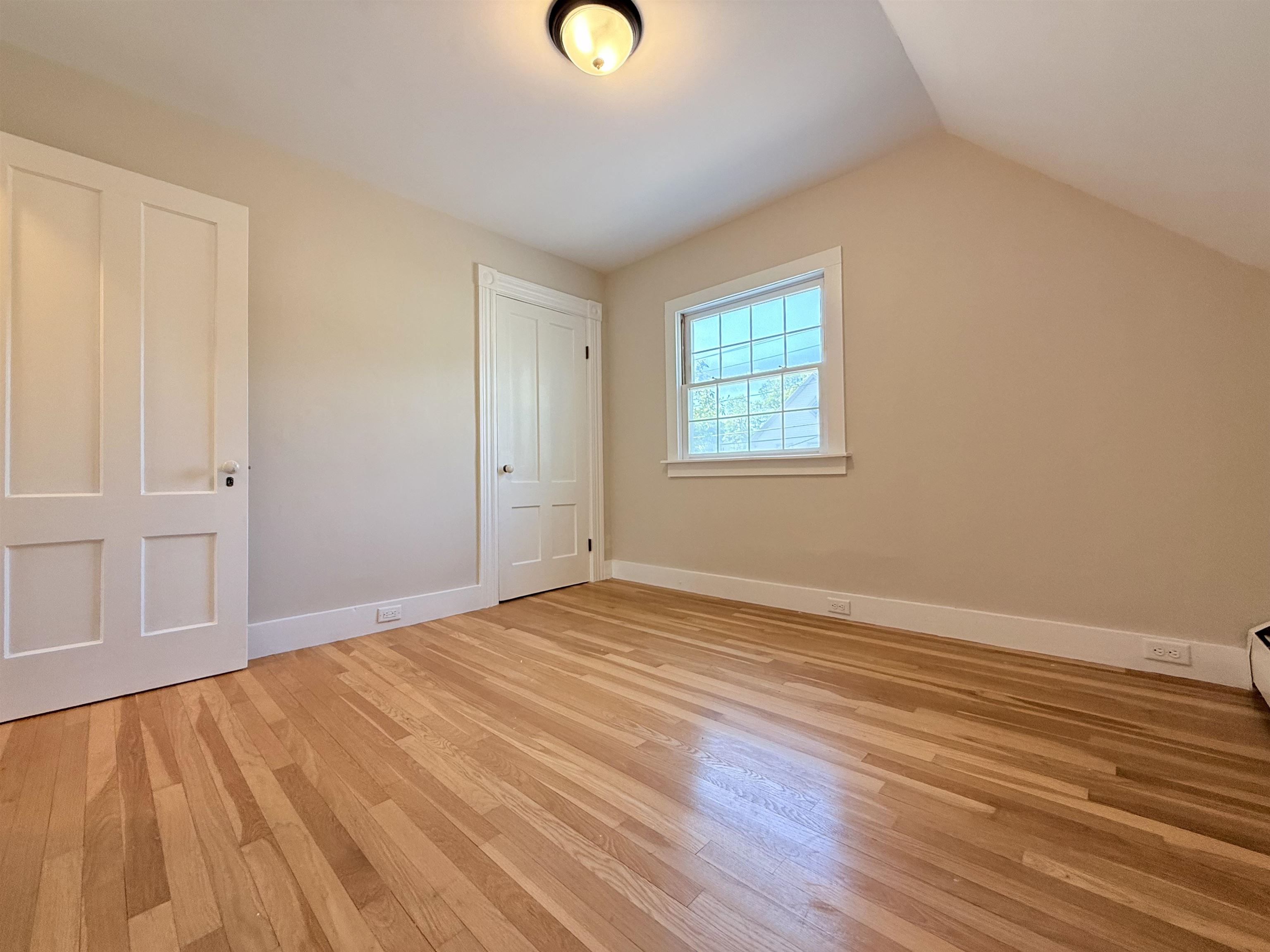 426 Milford Street Property Photo 19