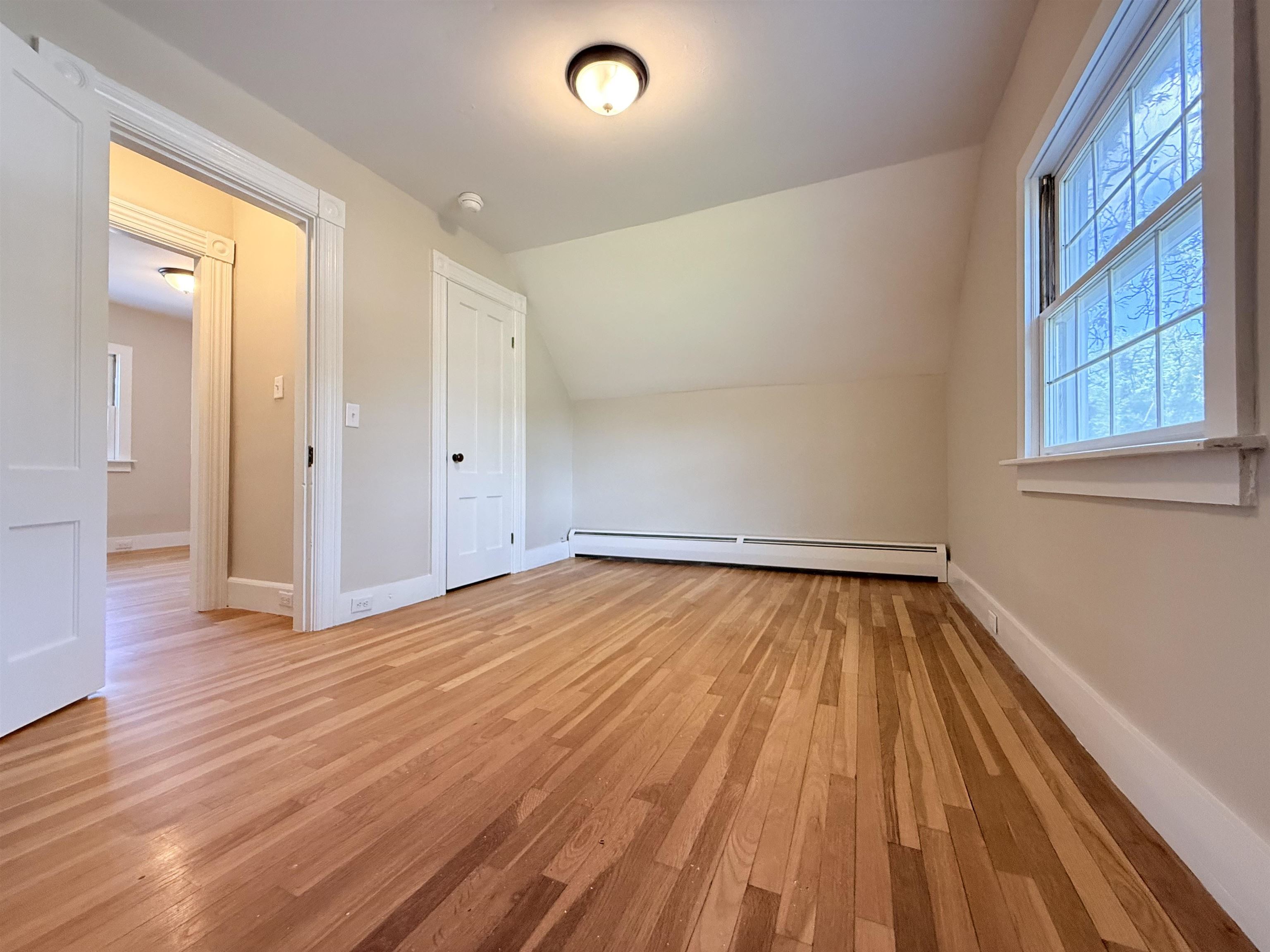426 Milford Street Property Photo 20