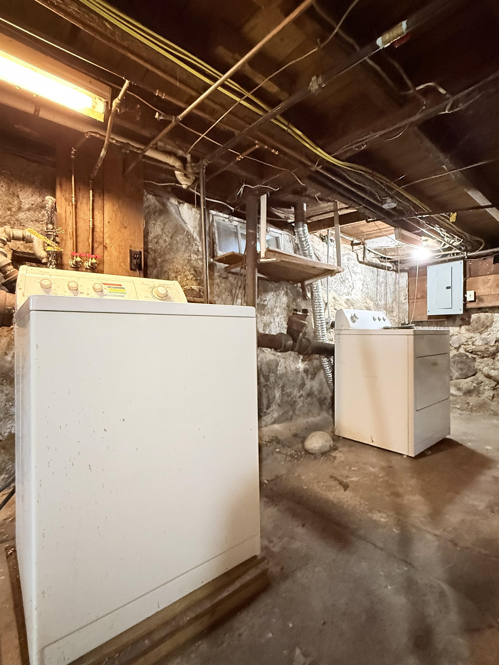 426 Milford Street Property Photo 24