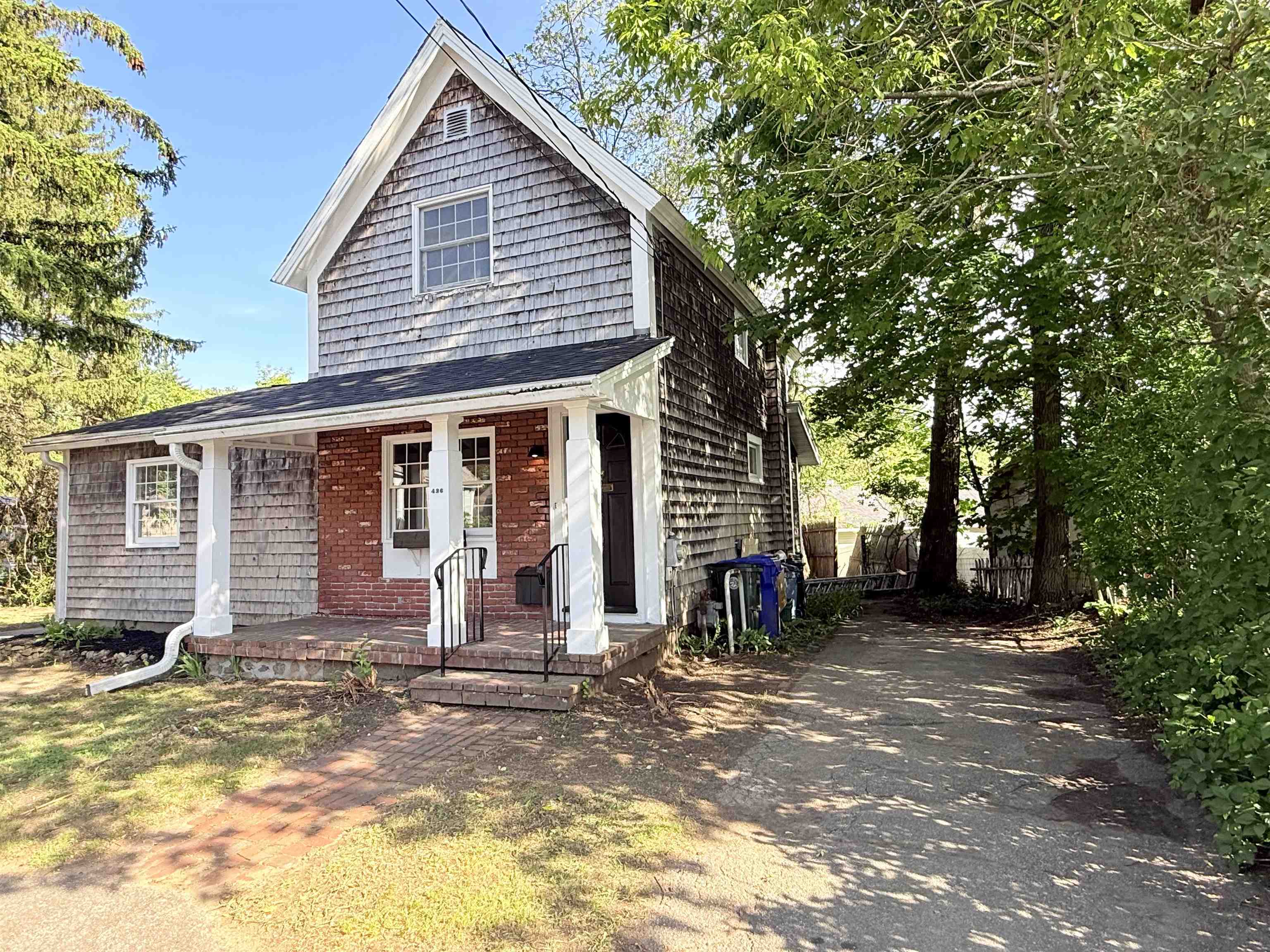426 Milford Street Property Photo 31