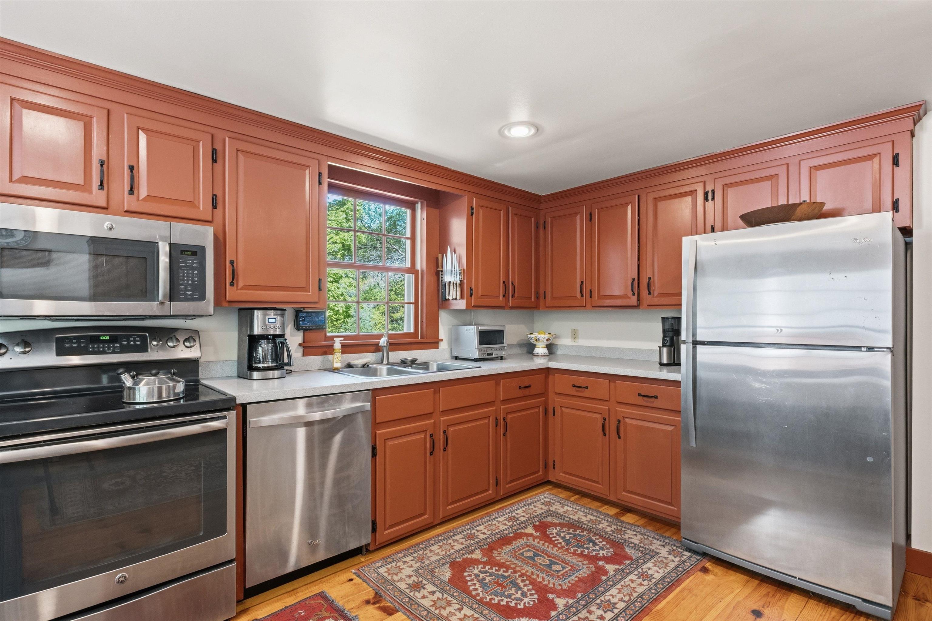 976 New Hampton Road Property Photo 10
