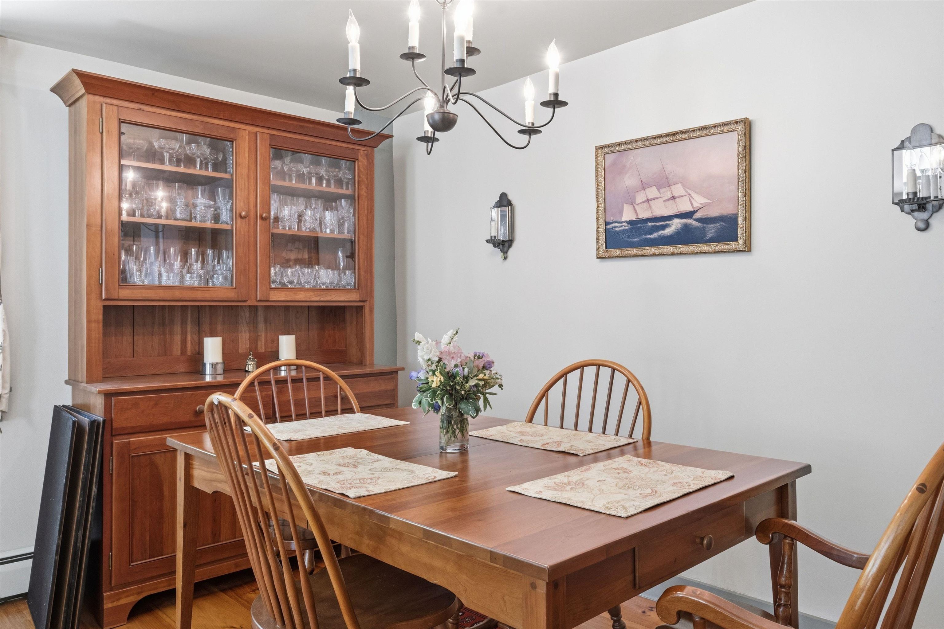 976 New Hampton Road Property Photo 15