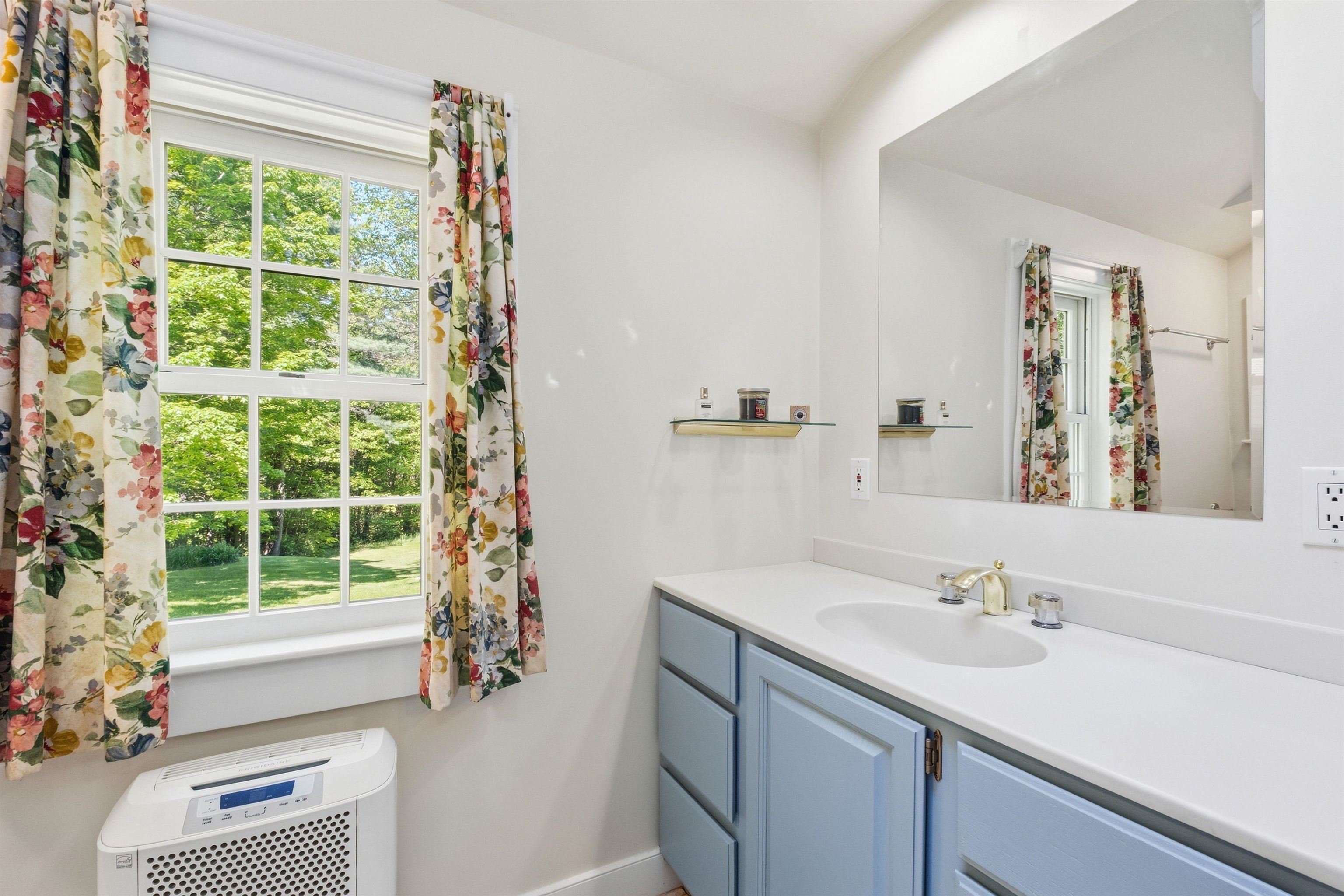 976 New Hampton Road Property Photo 30
