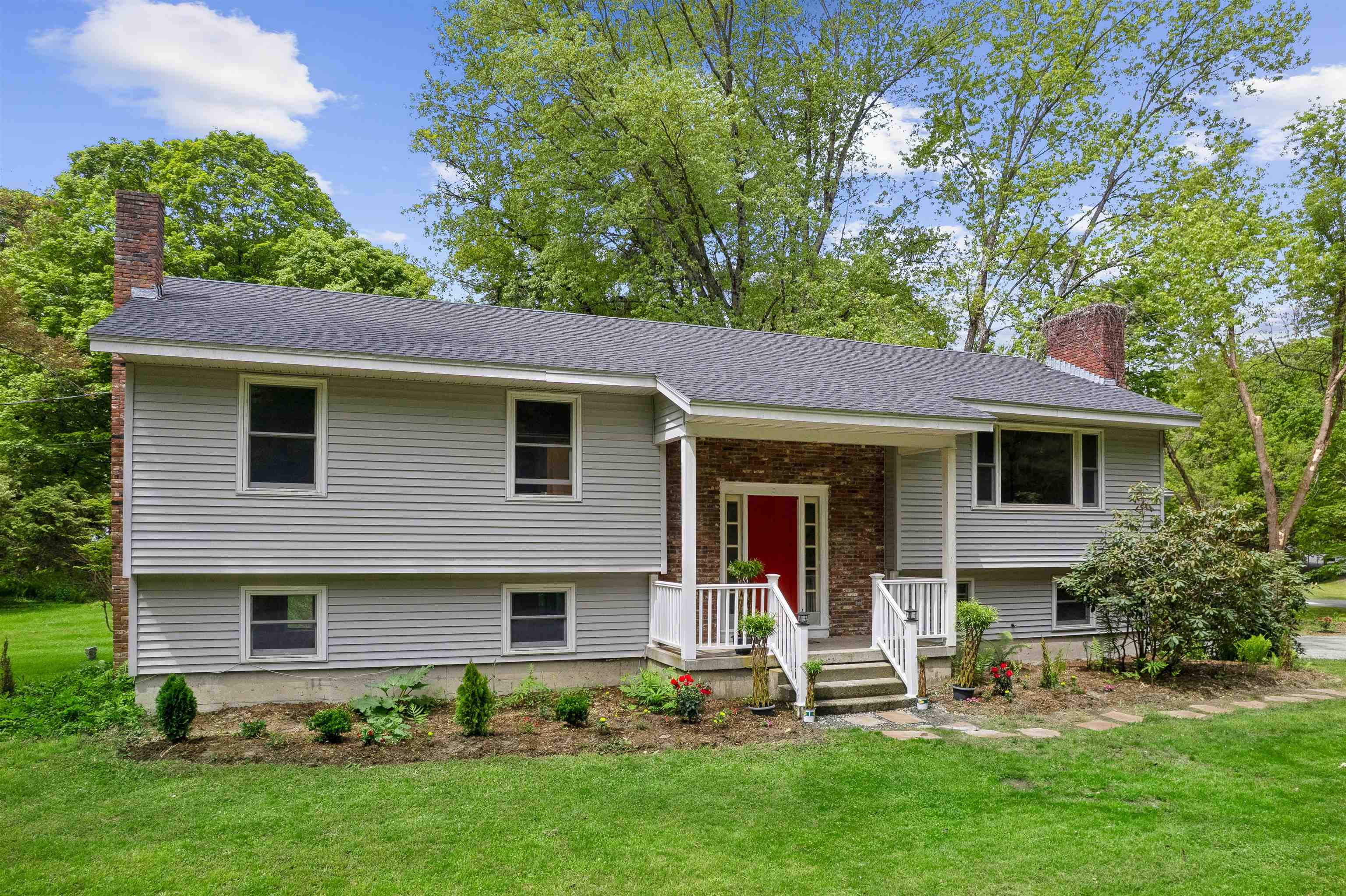 5 Granger Circle Property Photo 49