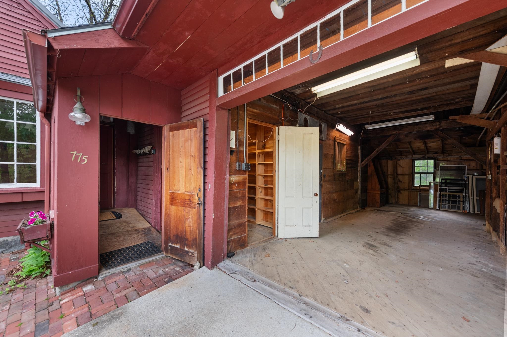 775 Winona Road Property Photo 4