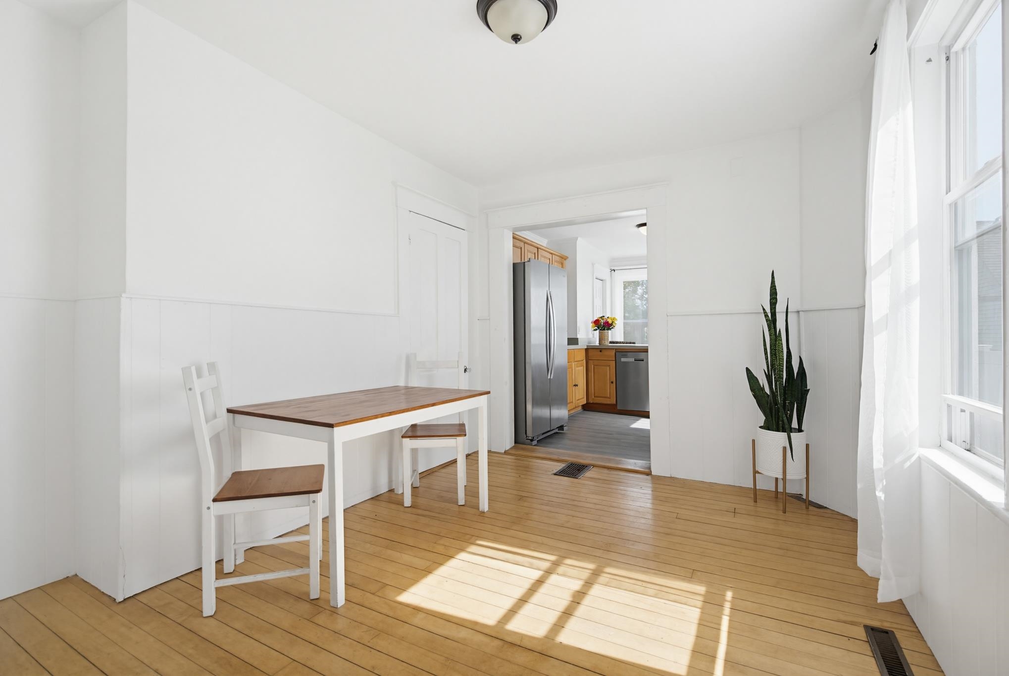 30 South Pine Street Property Photo 9