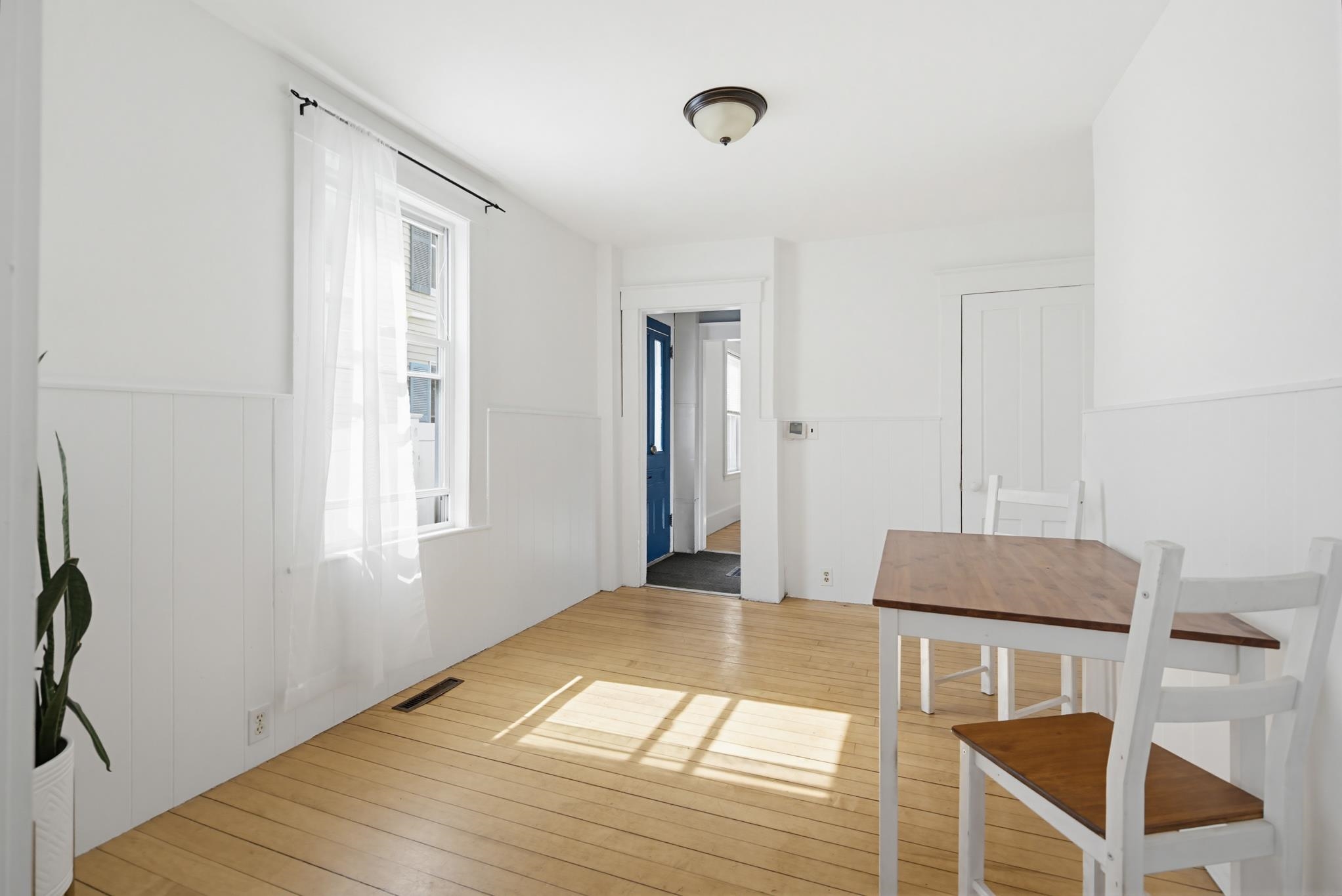 30 South Pine Street Property Photo 12