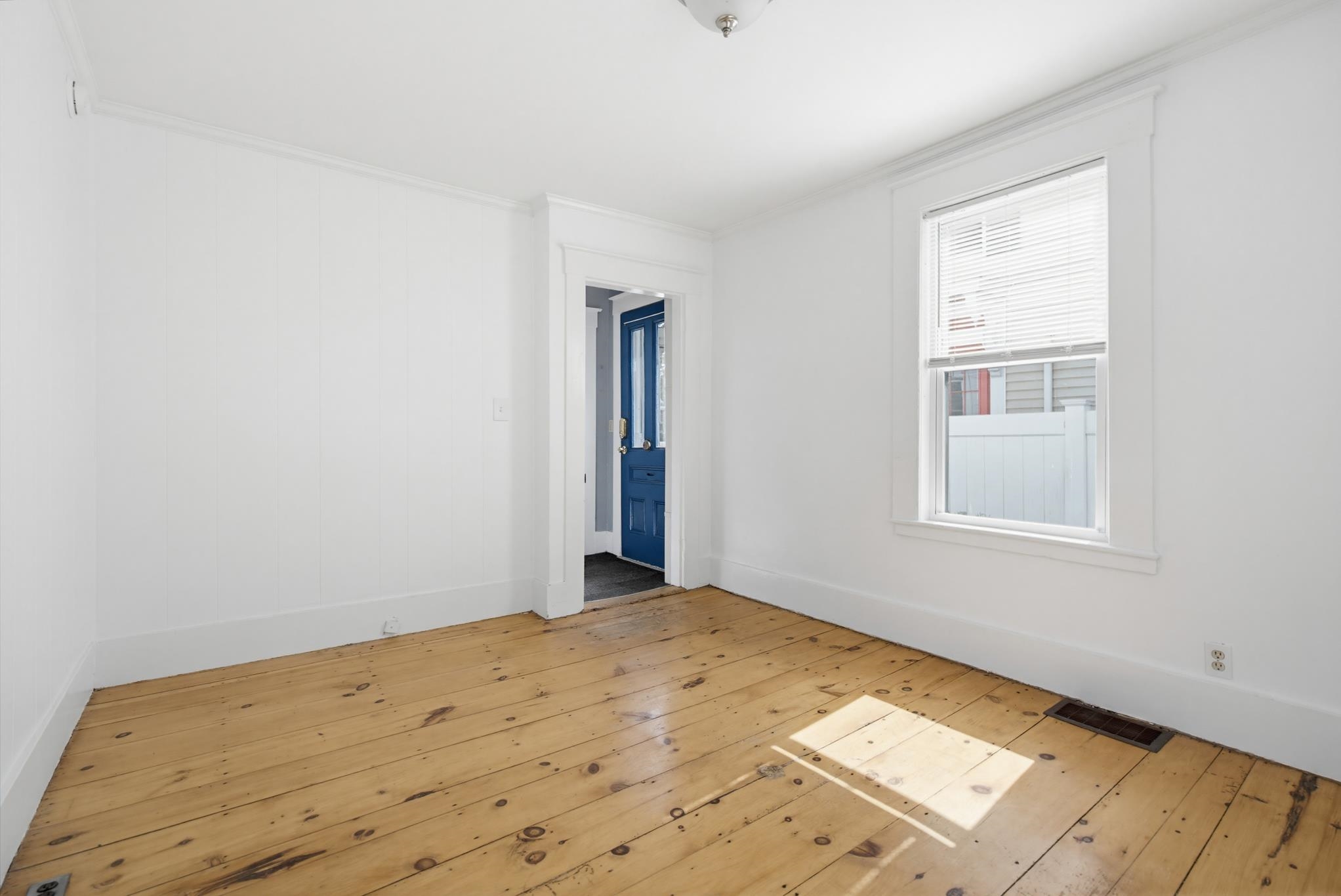 30 South Pine Street Property Photo 17