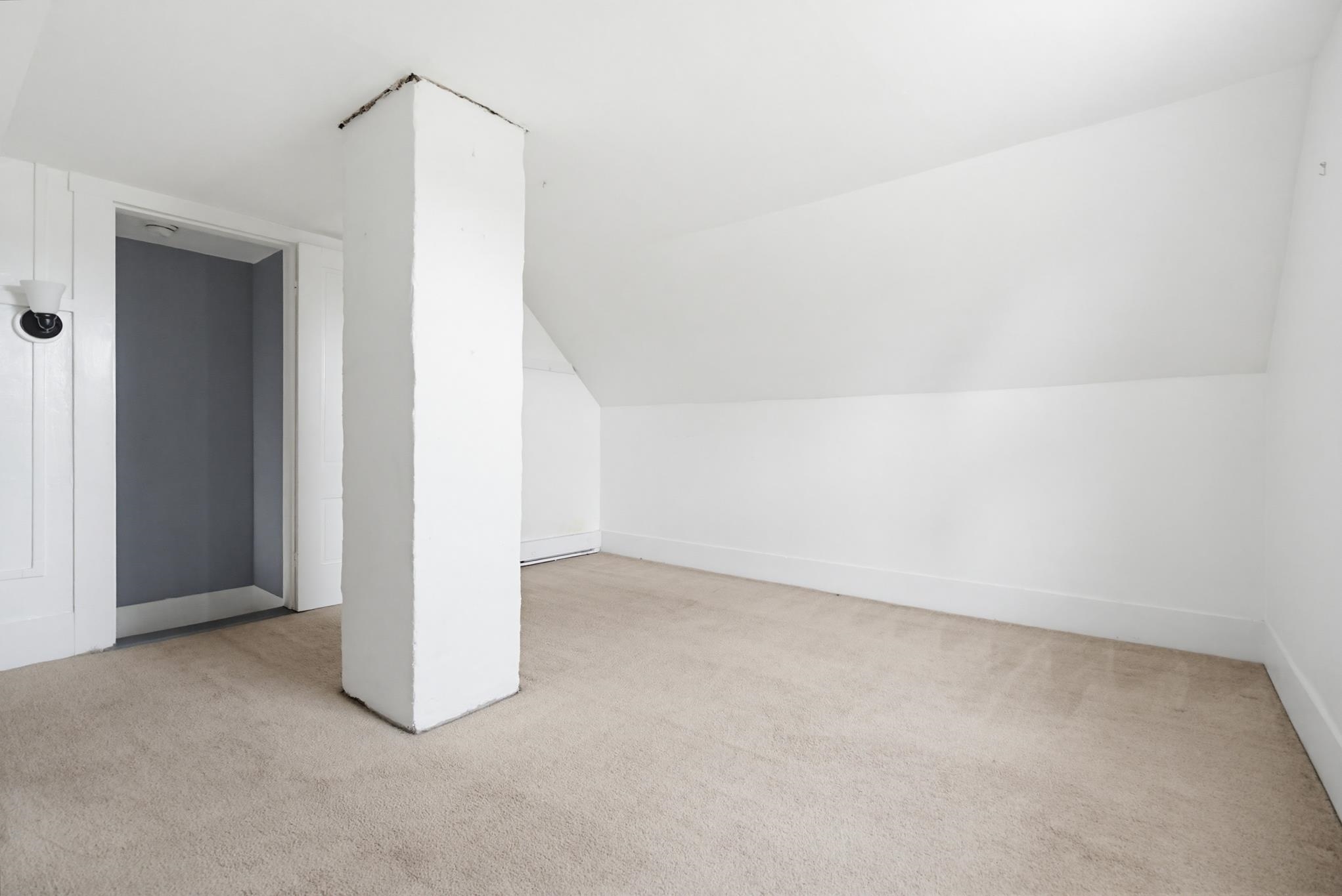 30 South Pine Street Property Photo 25