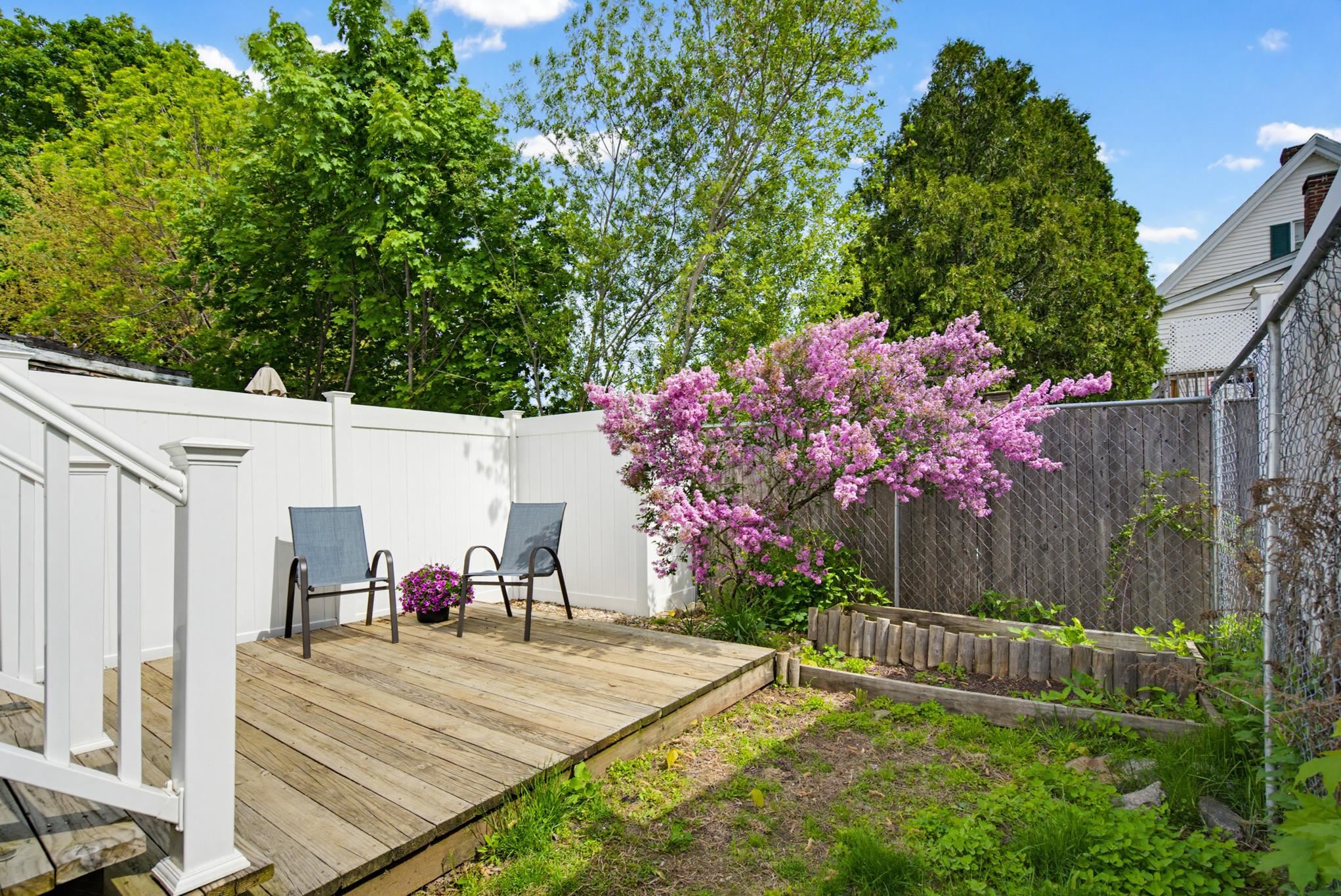 30 South Pine Street Property Photo 28