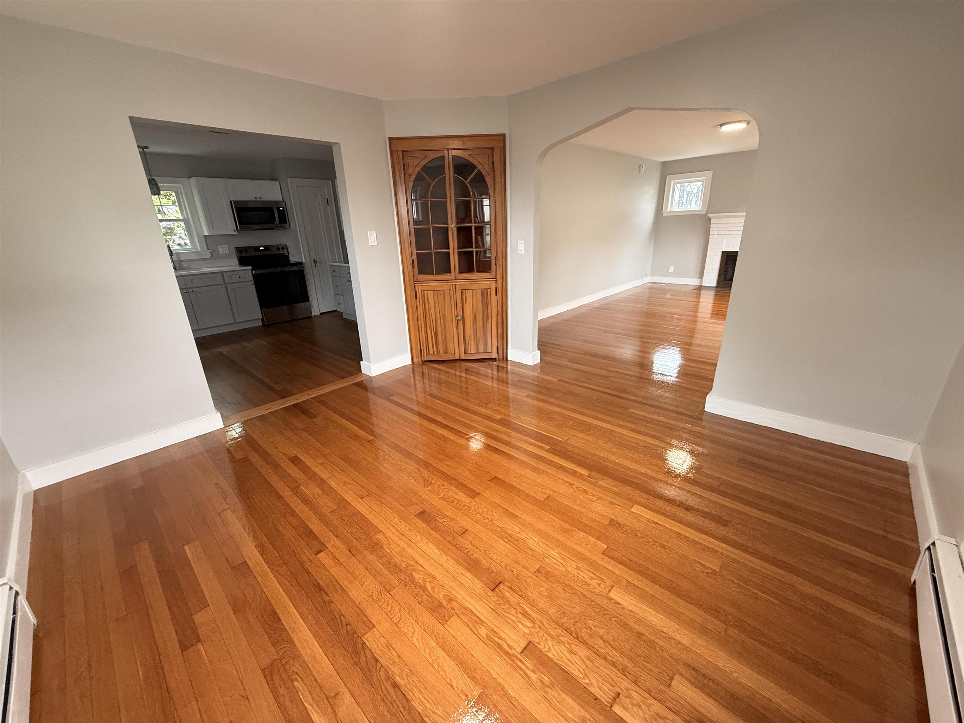 406 E High Street Property Photo 17
