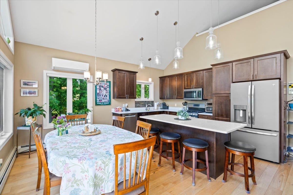 440 Mills Point Road Property Photo 12