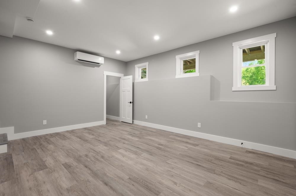 113 South Road Property Photo 27