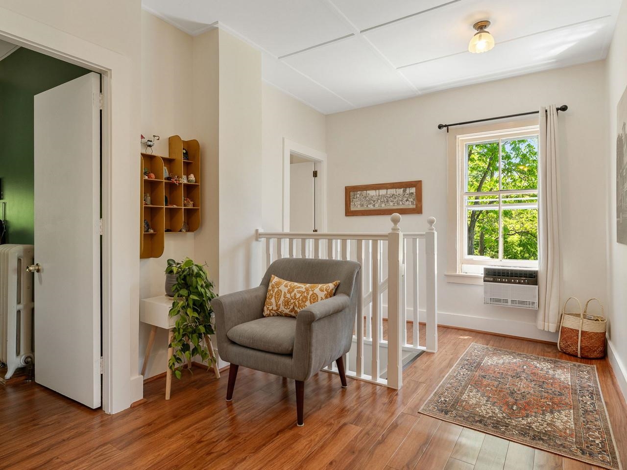 188 Green Street Property Photo 33