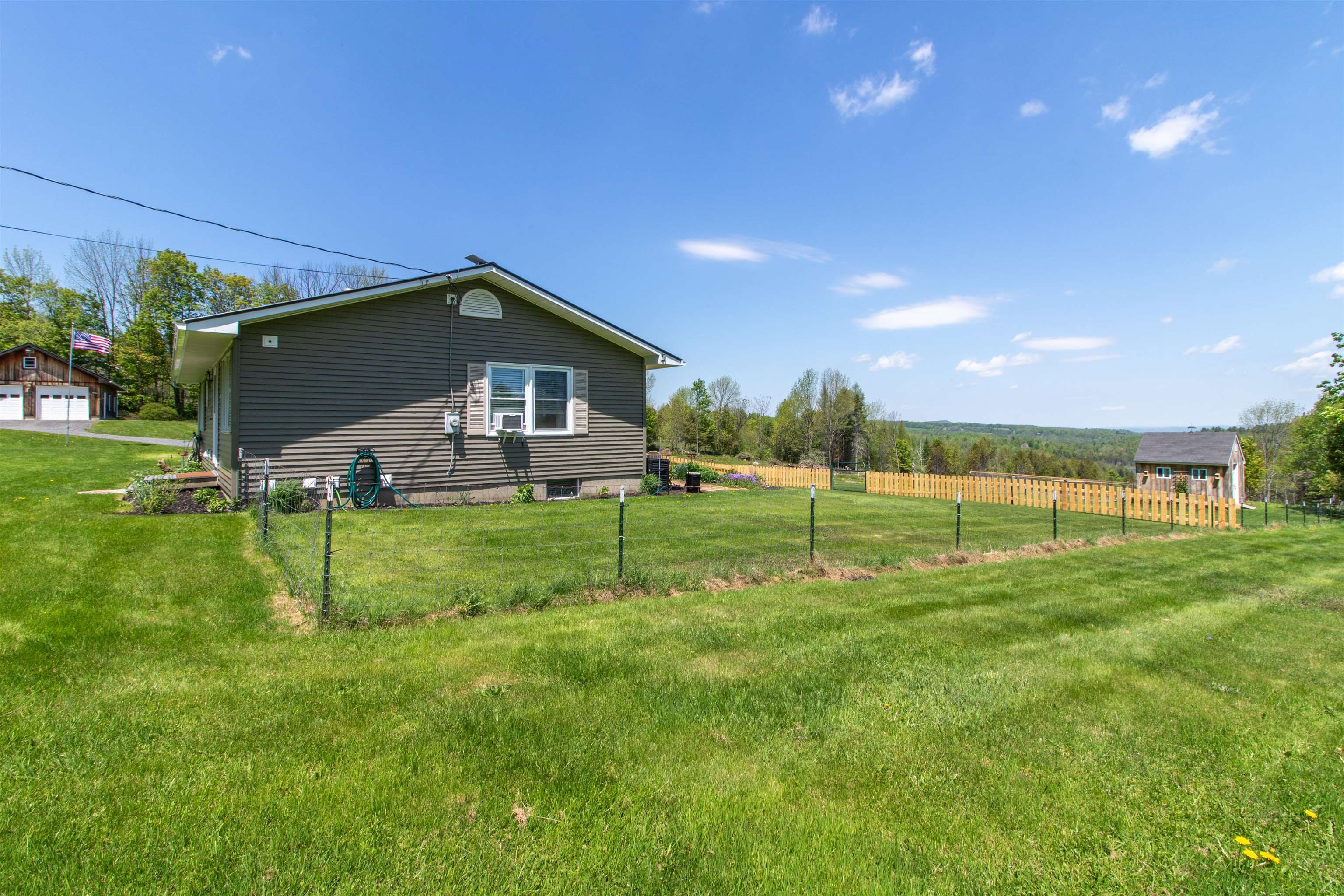 938 Stevens Road Property Photo 4