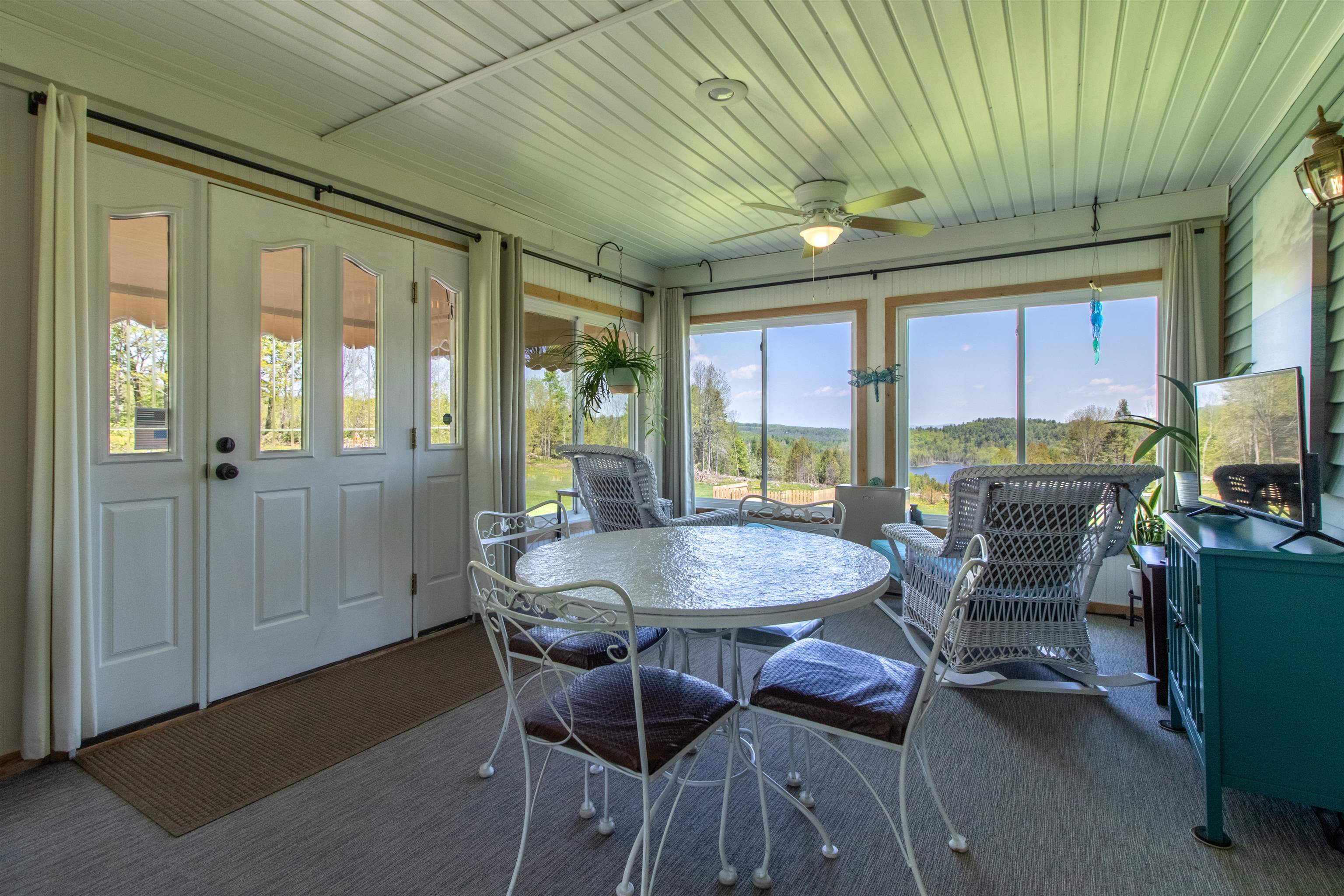 938 Stevens Road Property Photo 7