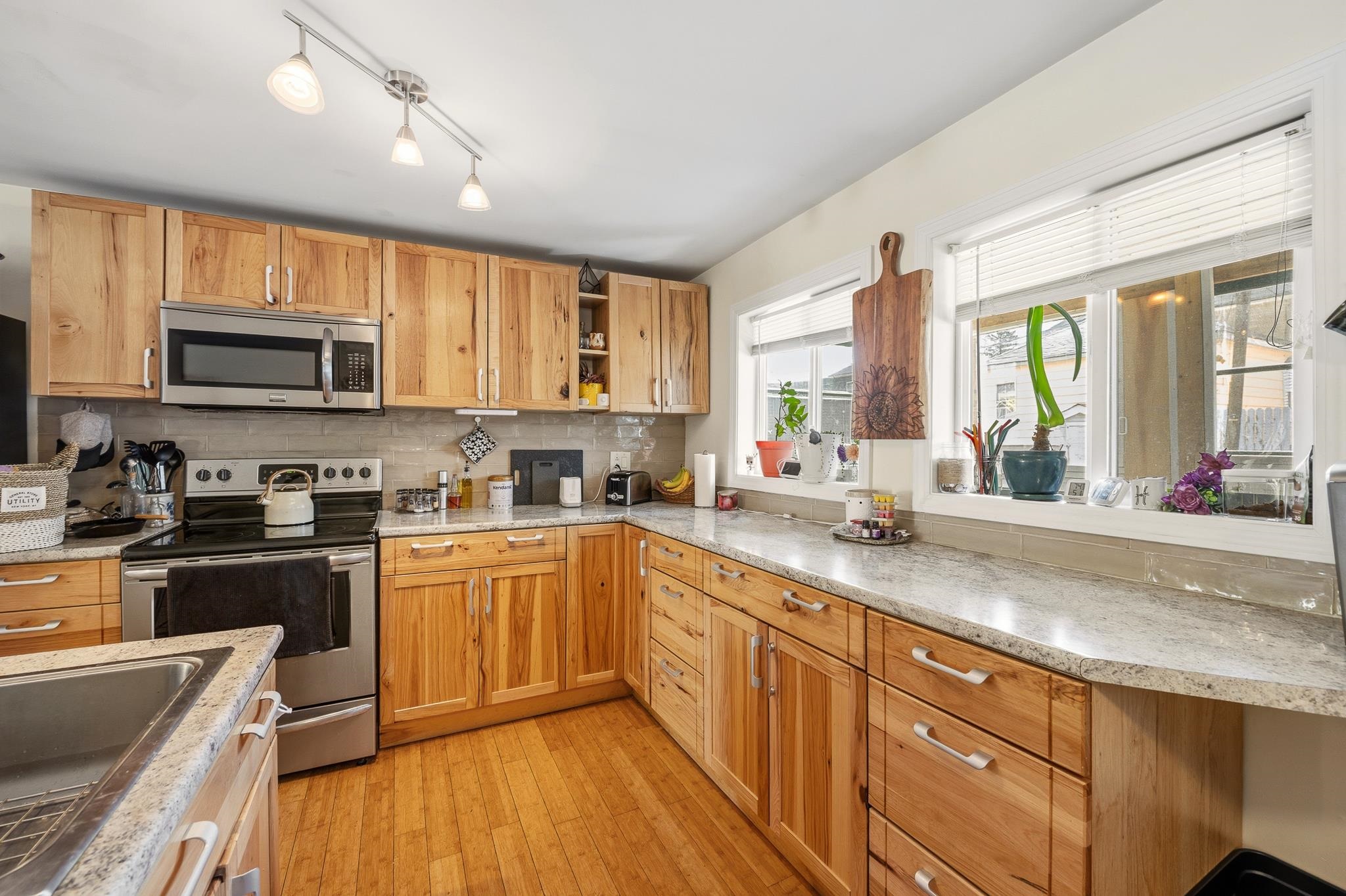 10 River Street Property Photo 20