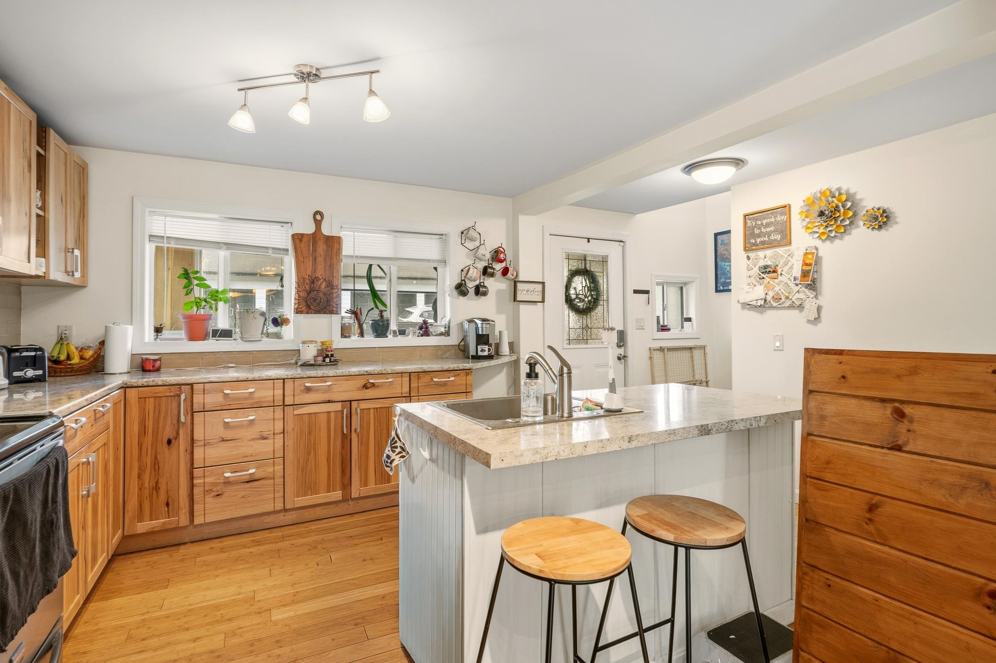 10 River Street Property Photo 21